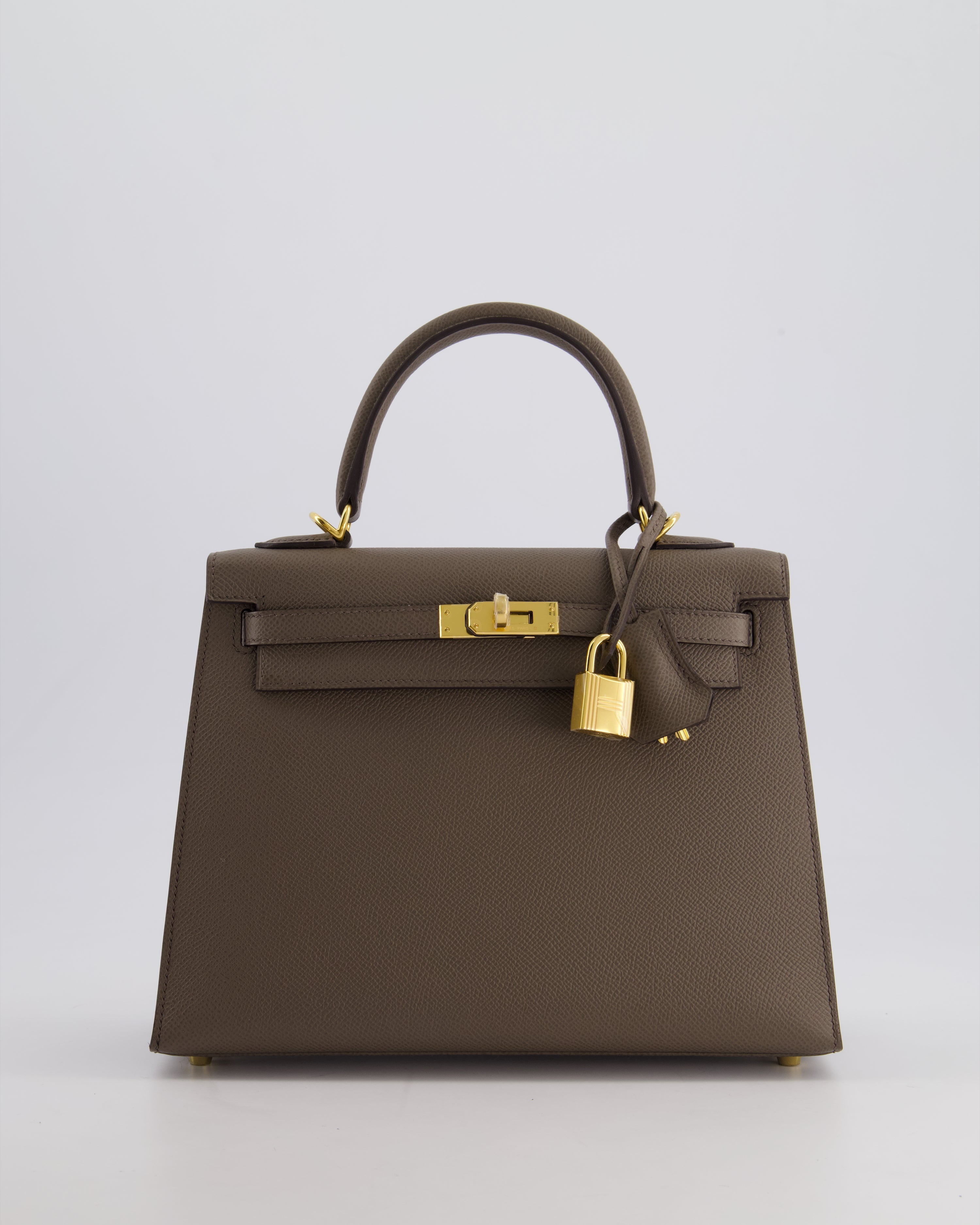 *RARE* Hermès Kelly 25 Sellier Bag in Gris Etain Epsom Leather with Gold Hardware
