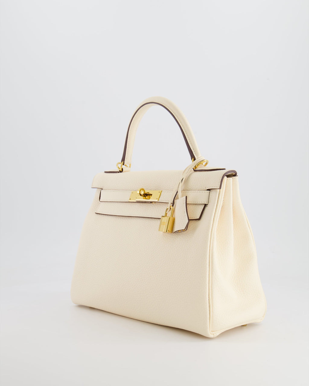 Hermès Kelly 28 Retourne Bag in Nata Clemence Leather with Gold Hardware
