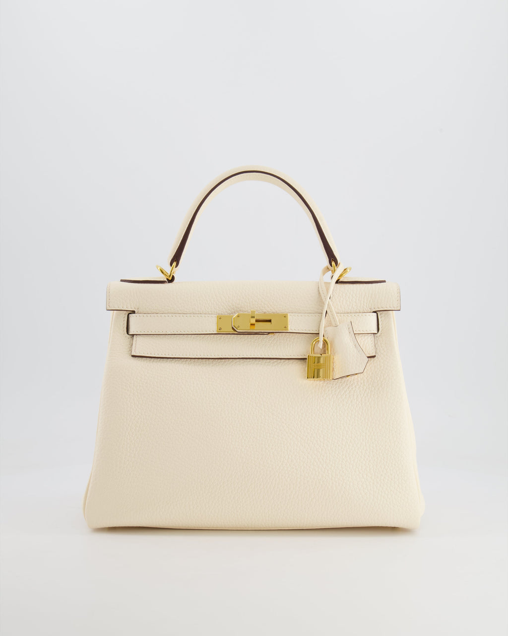 Hermès Kelly 28 Retourne Bag in Nata Clemence Leather with Gold Hardware