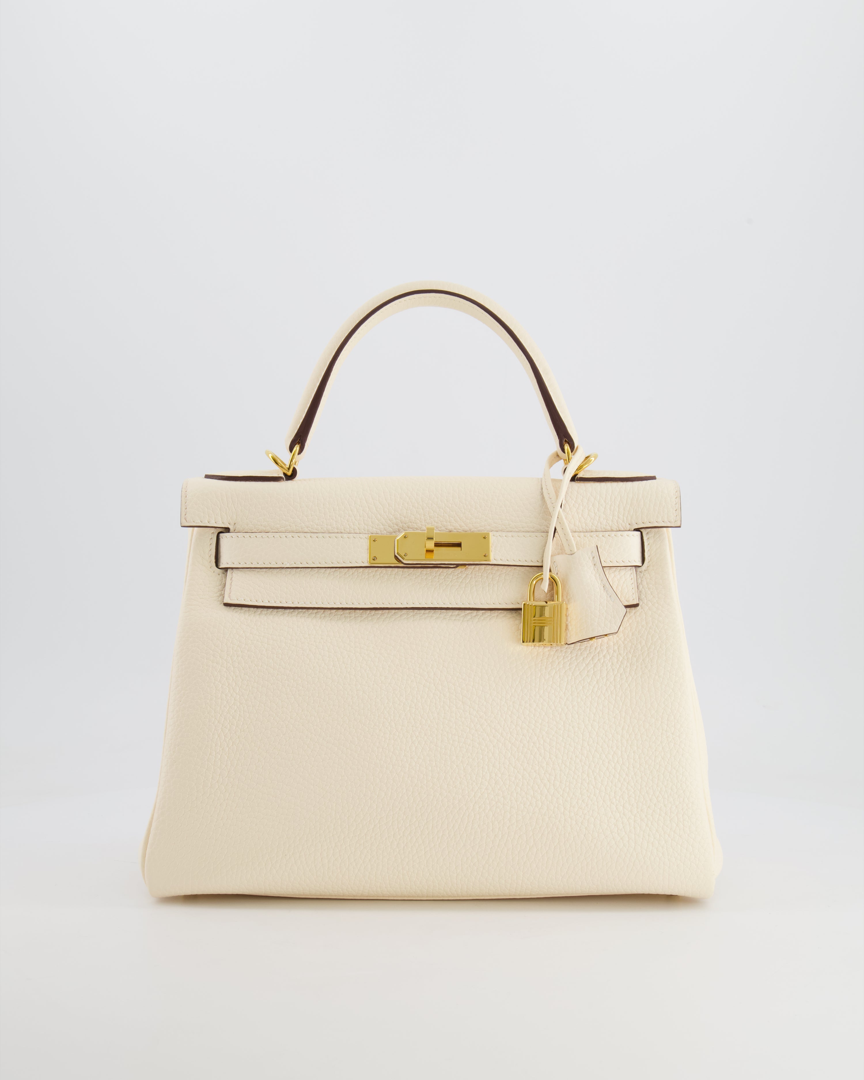 Hermès Kelly 28 Retourne Bag in Nata Clemence Leather with Gold Hardware