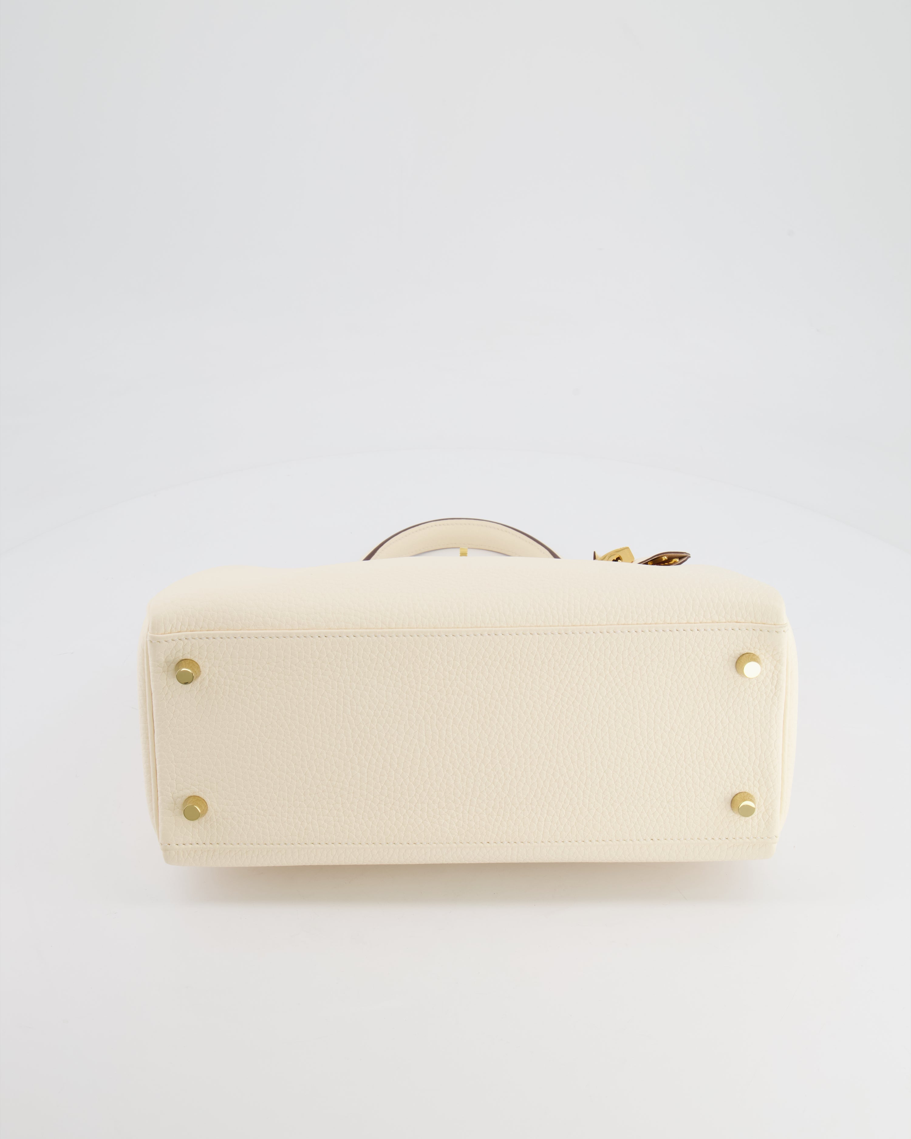 Hermès Kelly 28 Retourne Bag in Nata Clemence Leather with Gold Hardware
