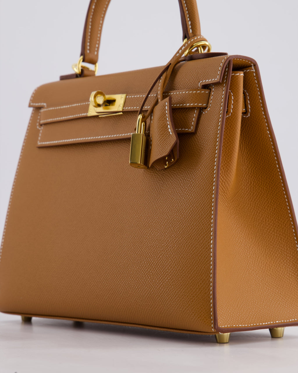 *HOLY GRAIL* Hermès Kelly 25 Sellier Bag in Gold Epsom Leather with Gold Hardware