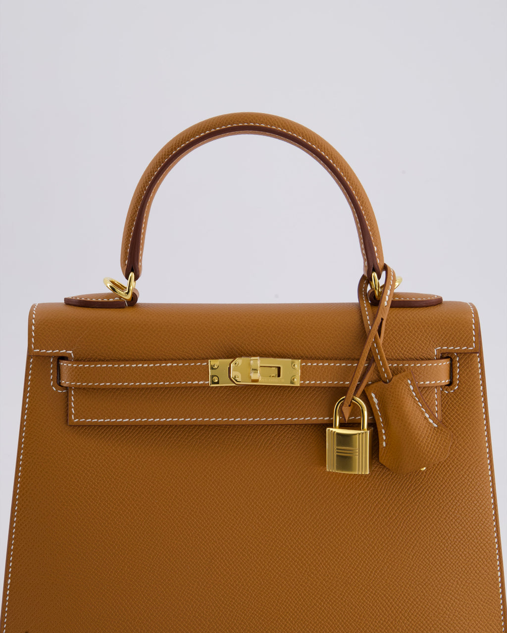 *HOLY GRAIL* Hermès Kelly 25 Sellier Bag in Gold Epsom Leather with Gold Hardware