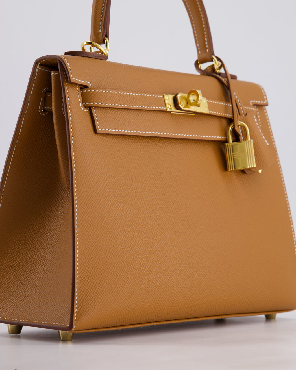 *HOLY GRAIL* Hermès Kelly 25 Sellier Bag in Gold Epsom Leather with Gold Hardware