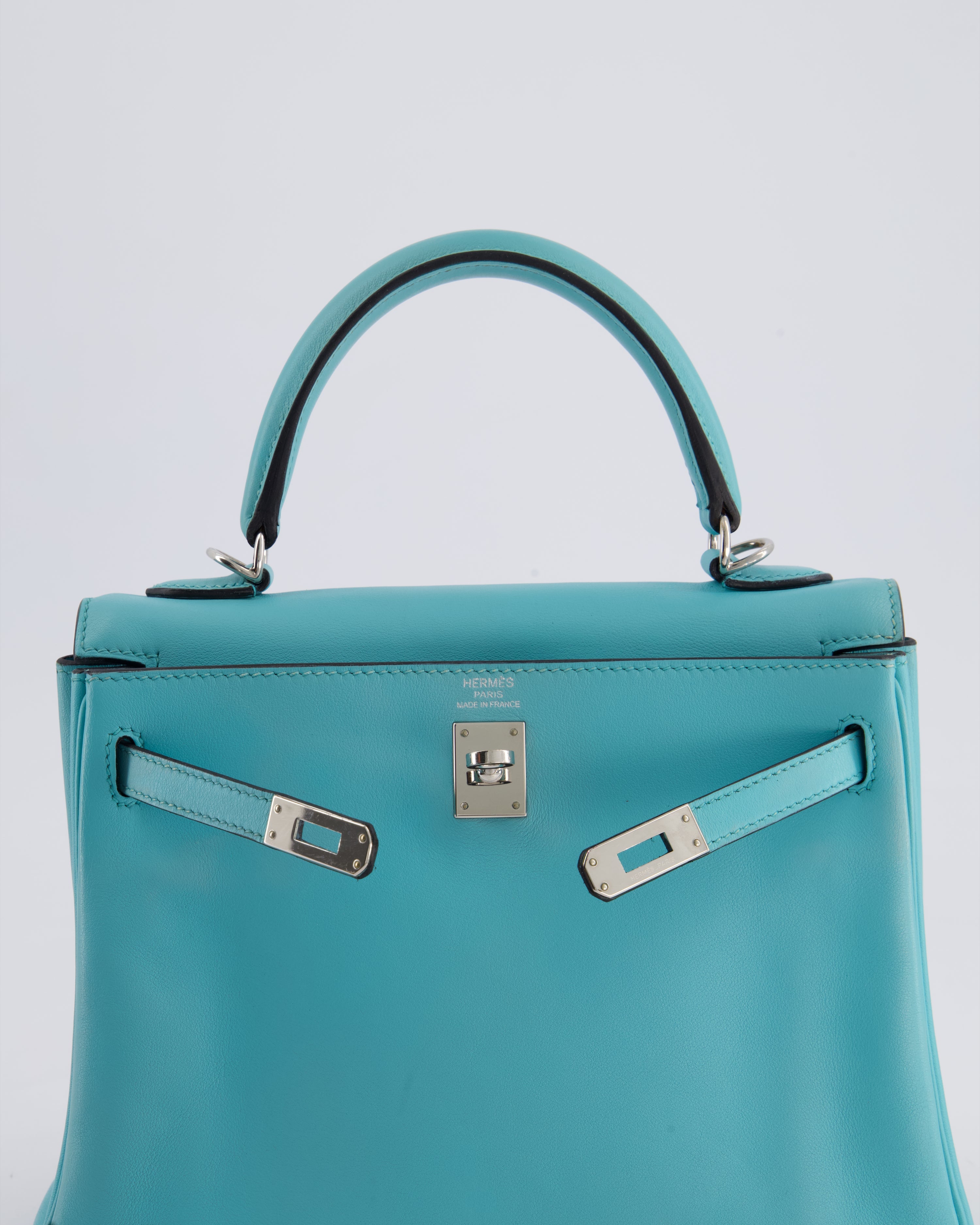 Hermès Kelly 25 Retourne Bag in Bleu Atoll Swift Leather with Palladium Hardware