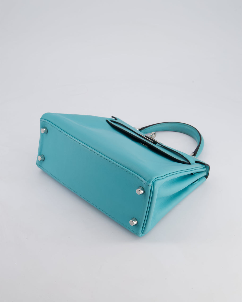 Hermès Kelly 25 Retourne Bag in Bleu Atoll Swift Leather with Palladium Hardware
