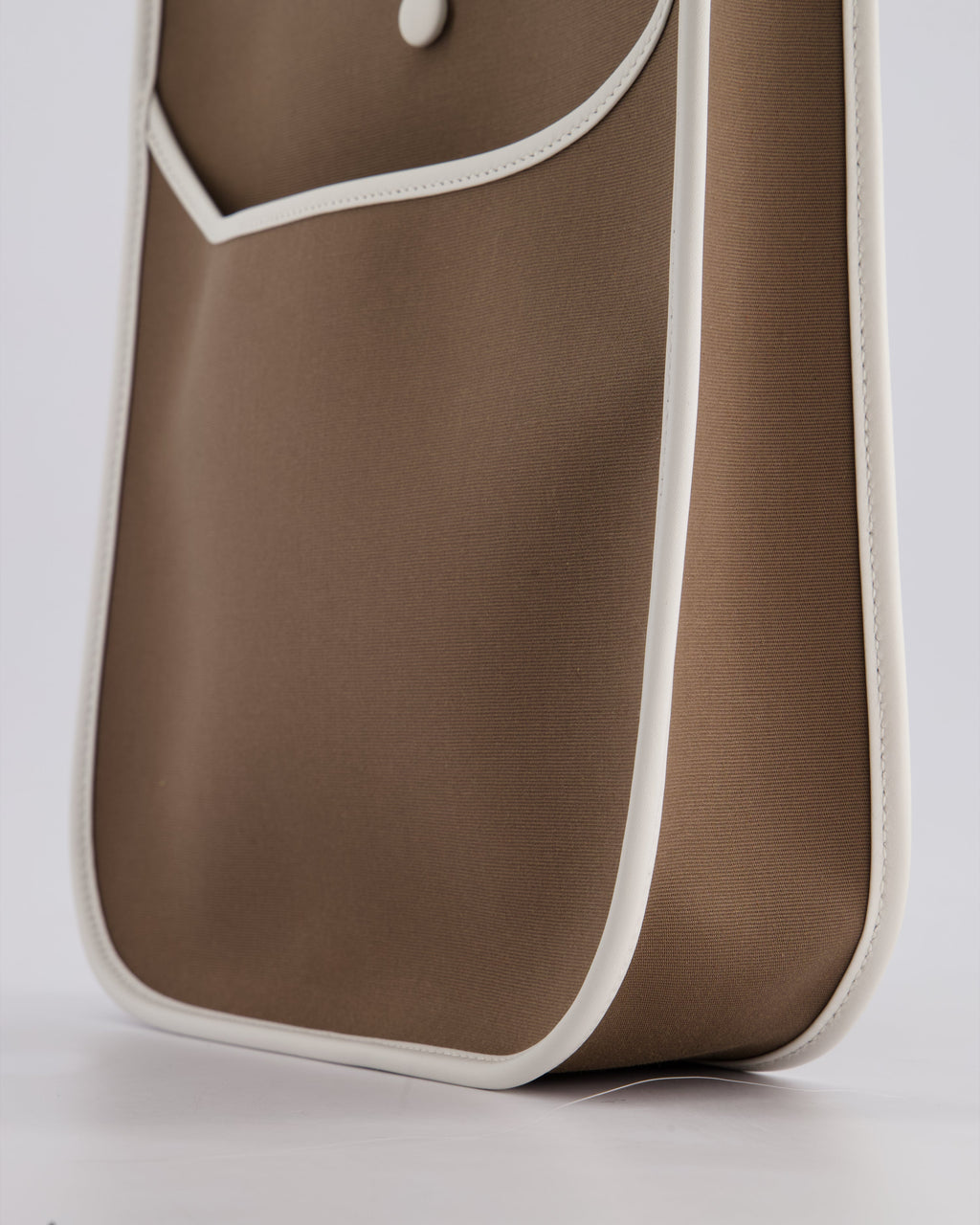 Hermes Evelyne 29 in Neo Etoupe Canvas and White with Palladium Hardware