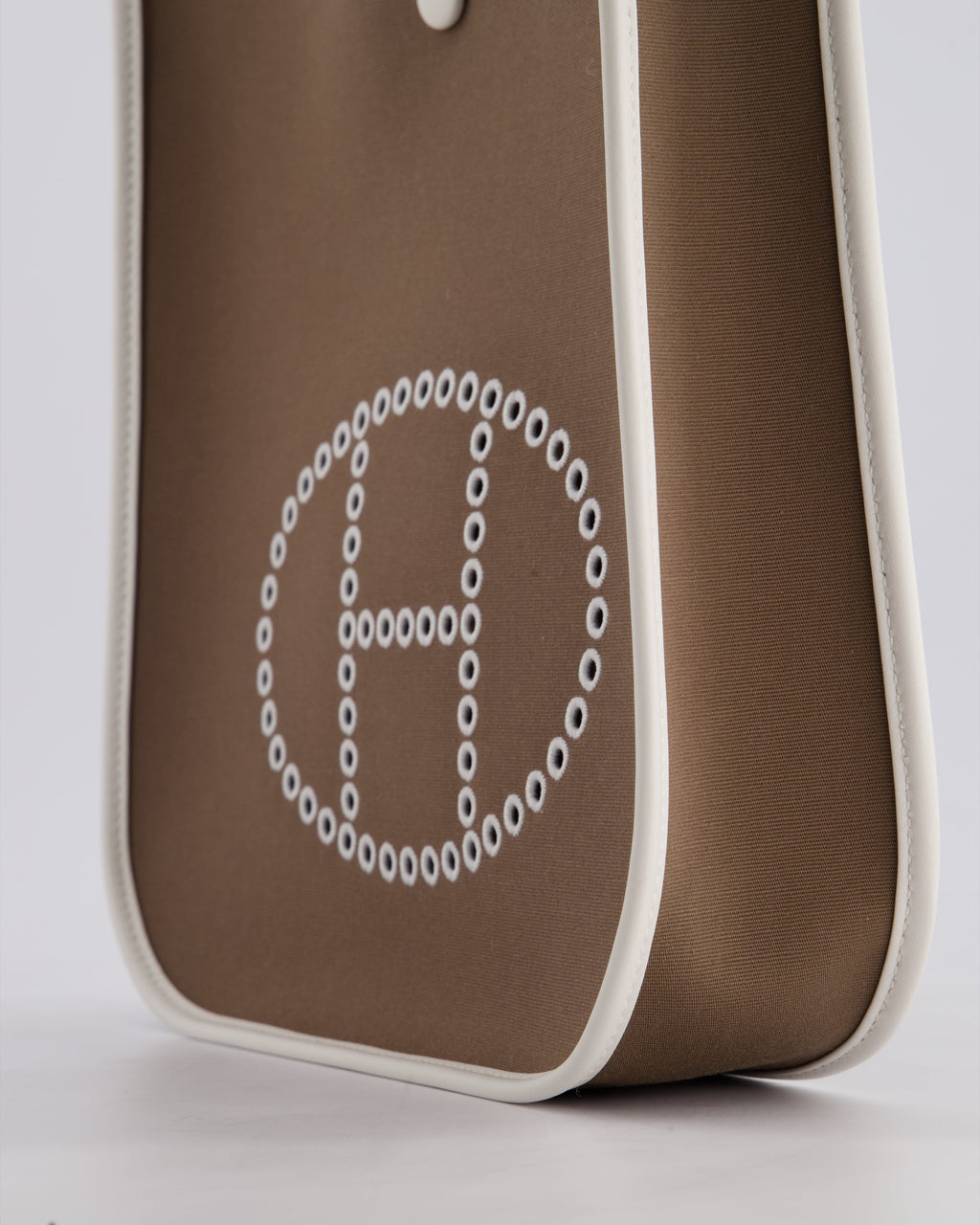 Hermes Evelyne 29 in Neo Etoupe Canvas and White with Palladium Hardware