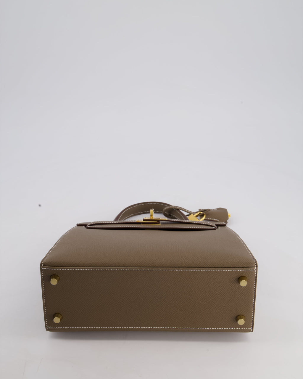 Hermès Kelly 25 Sellier Bag in Etoupe Epsom Leather and Gold Hardware