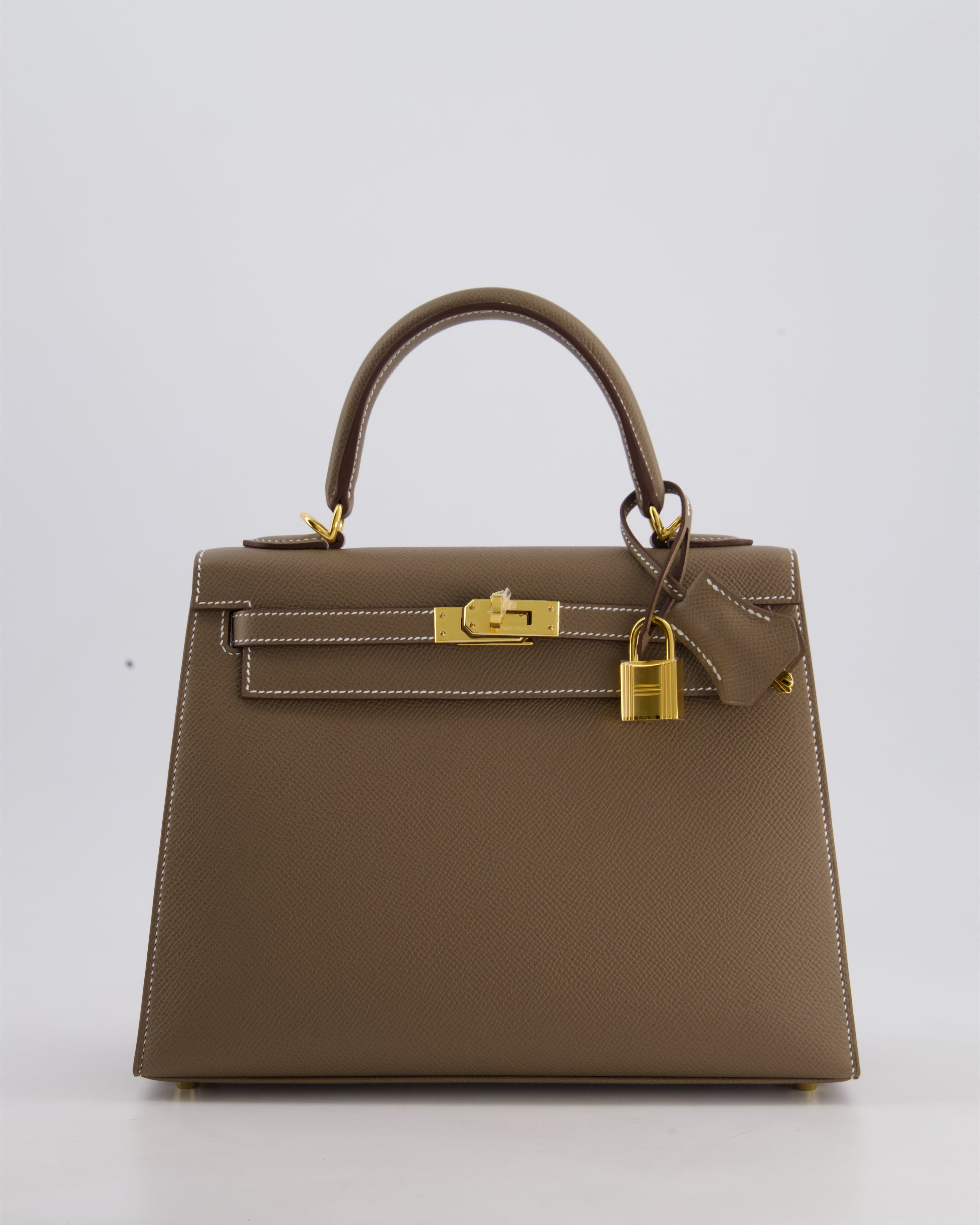 Hermès Kelly 25 Sellier Bag in Etoupe Epsom Leather and Gold Hardware