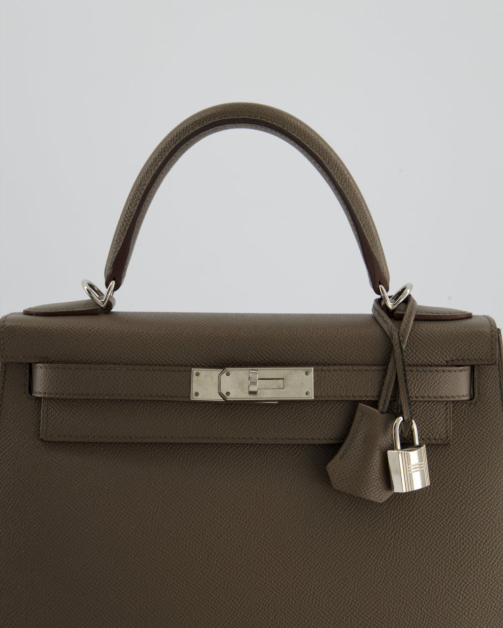 Hermès HSS Kelly 28 Sellier Bag in Gris Etain Epsom Leather with Palladium Hardware