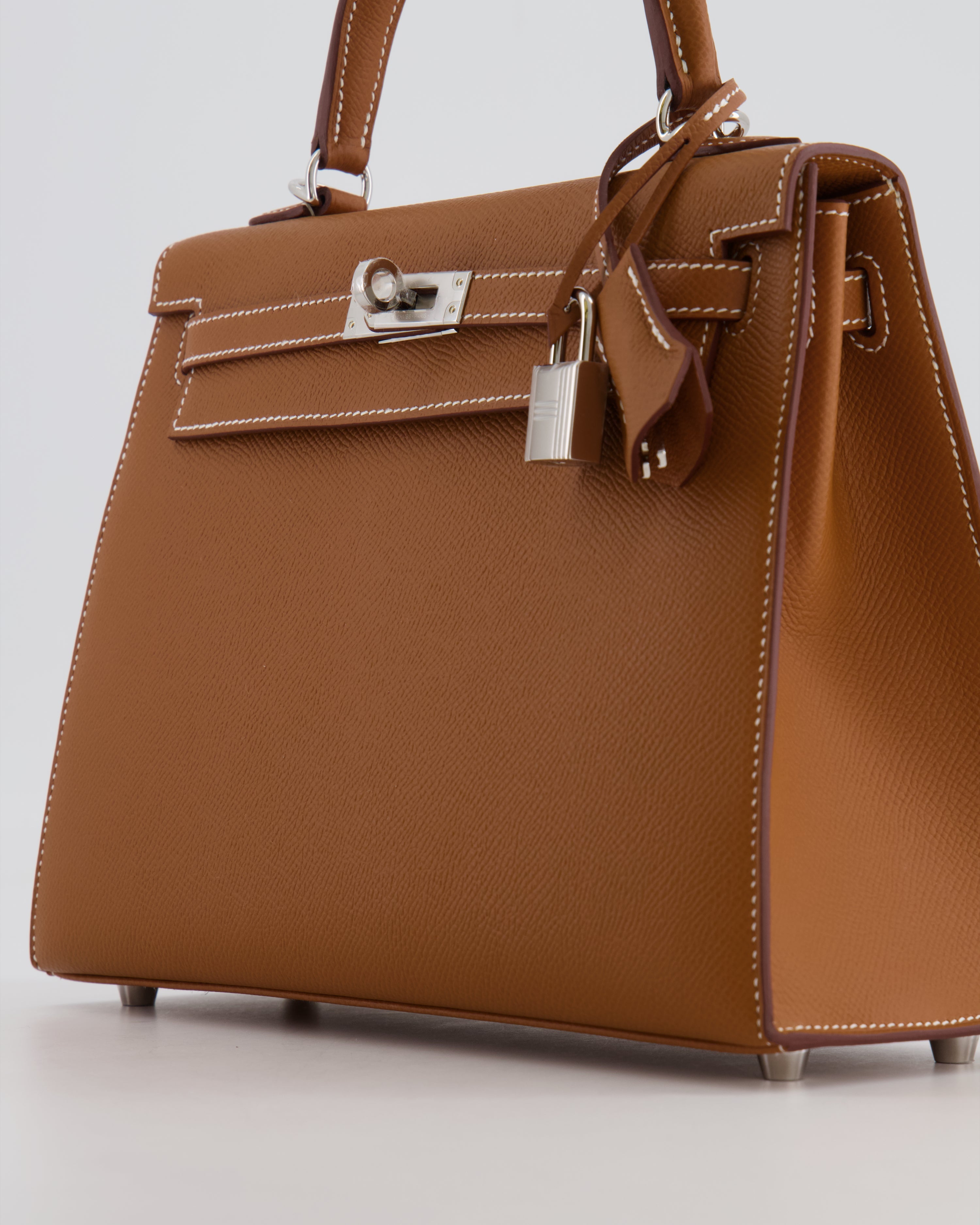 Hermès Kelly 25 Sellier Bag in Gold Epsom Leather with Palladium Hardware