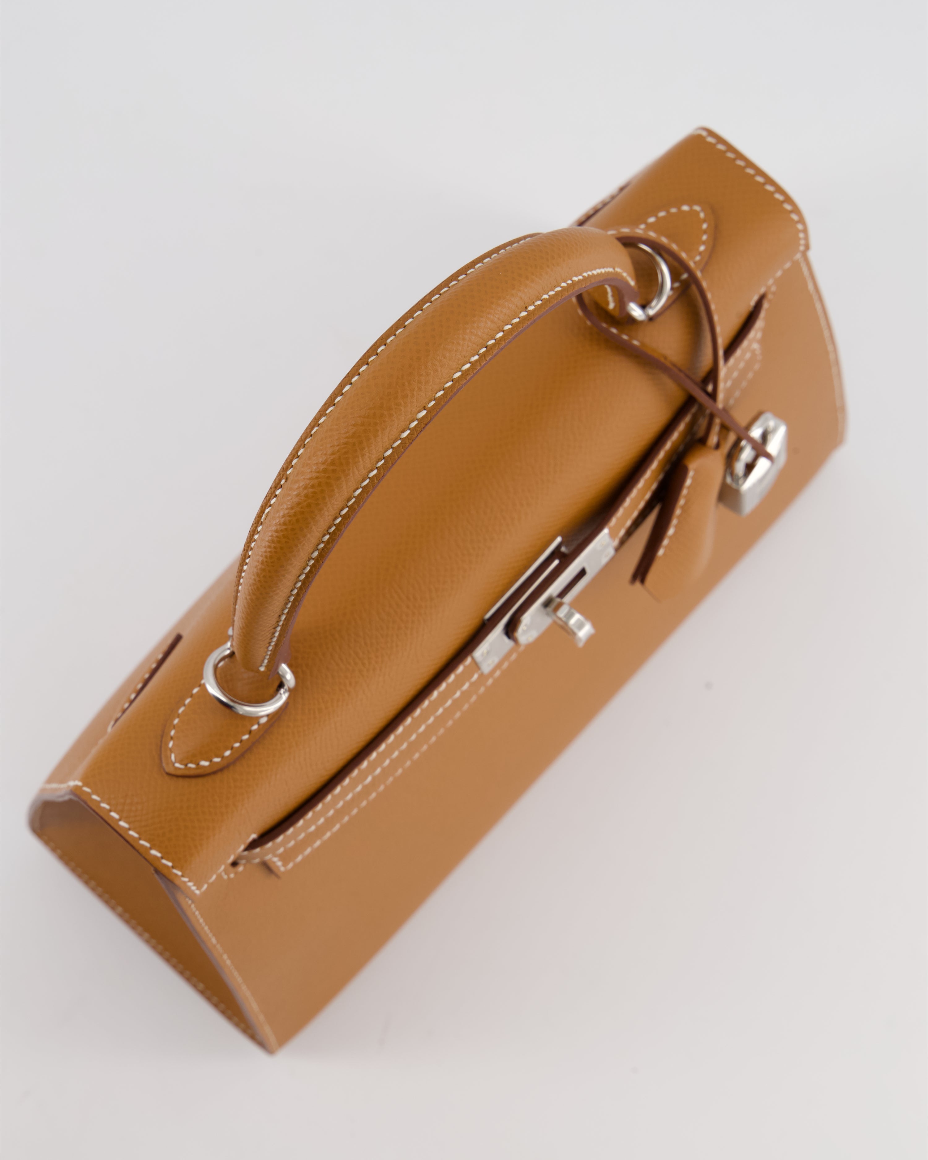 Hermès Kelly 25 Sellier Bag in Gold Epsom Leather with Palladium Hardware