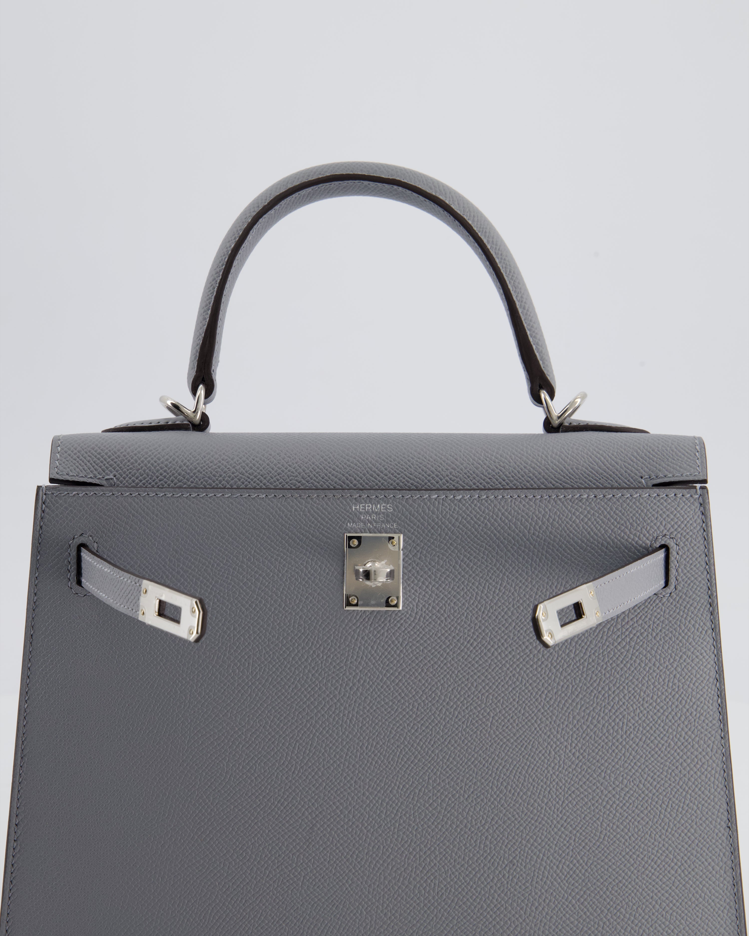 Hermès Kelly 25 Sellier Bag in Gris Pantin Epsom Leather with Palladium Hardware