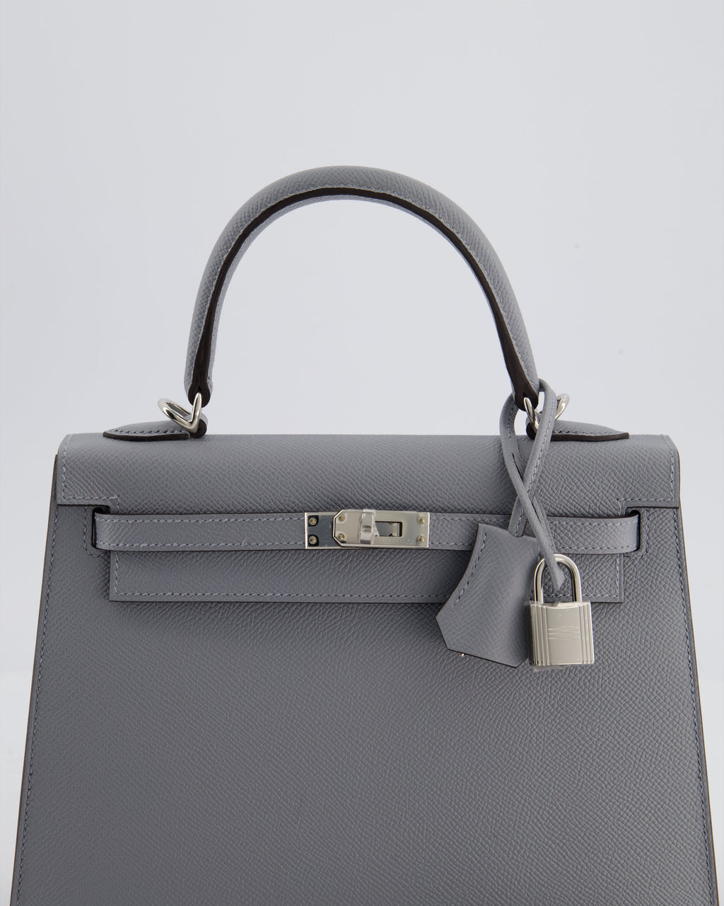 Hermès Kelly 25 Sellier Bag in Gris Pantin Epsom Leather with Palladium Hardware