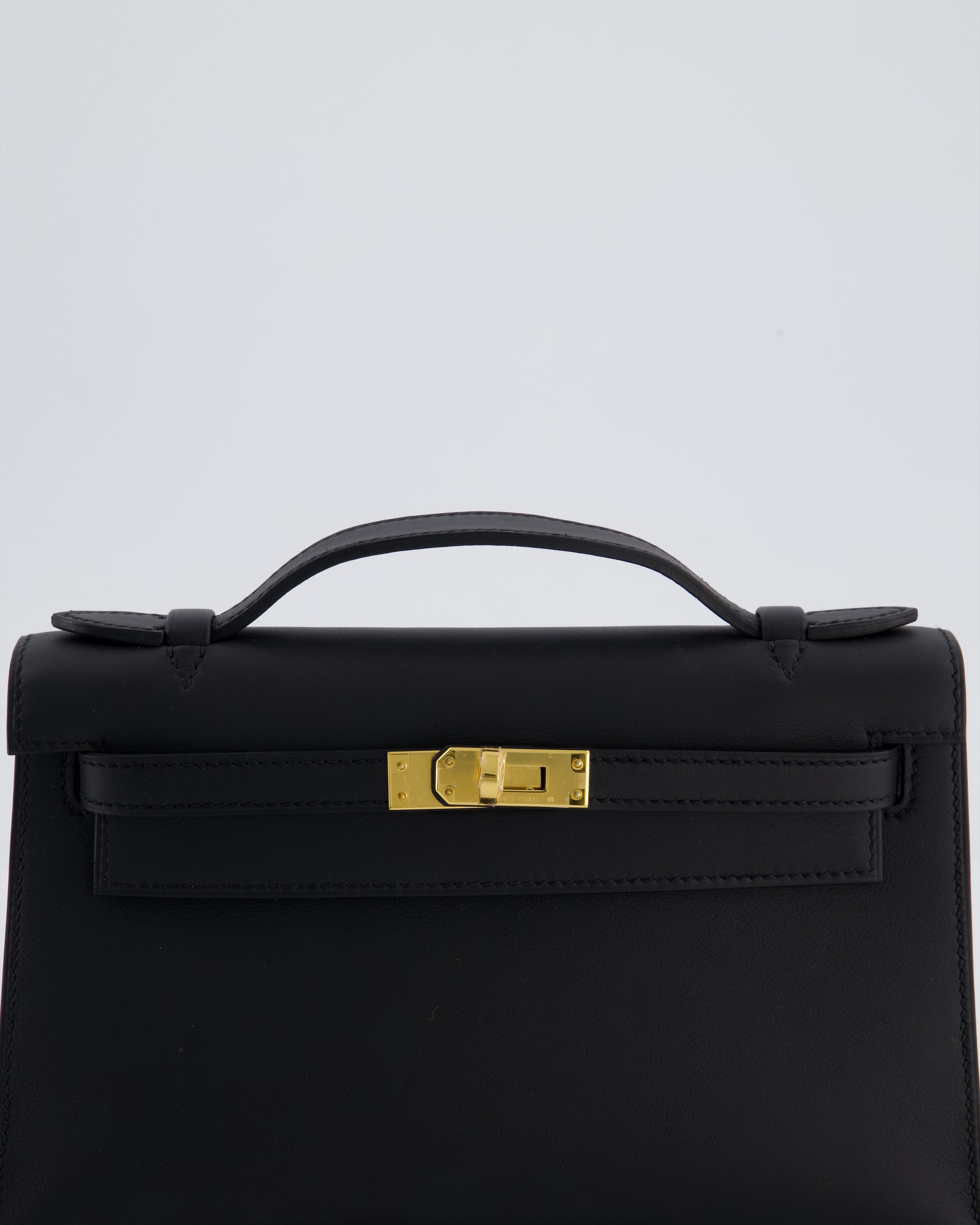 *SUPER RARE* Hermès Mini Kelly Pochette Bag in Noir Swift Leather with Gold Hardware