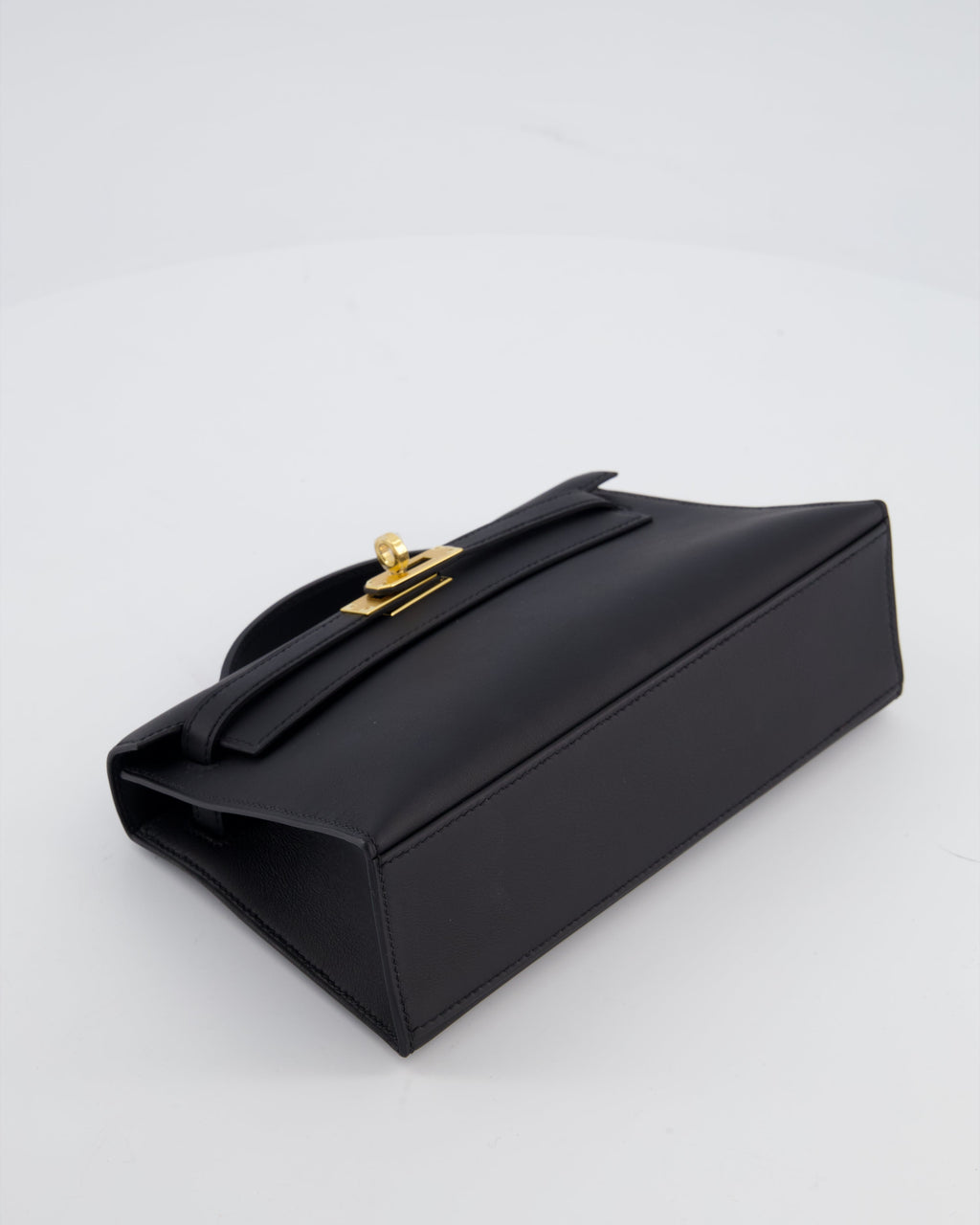 *SUPER RARE* Hermès Mini Kelly Pochette Bag in Noir Swift Leather with Gold Hardware