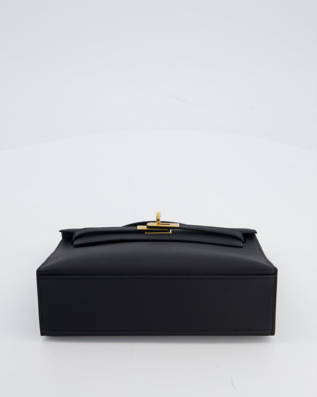 *SUPER RARE* Hermès Mini Kelly Pochette Bag in Noir Swift Leather with Gold Hardware