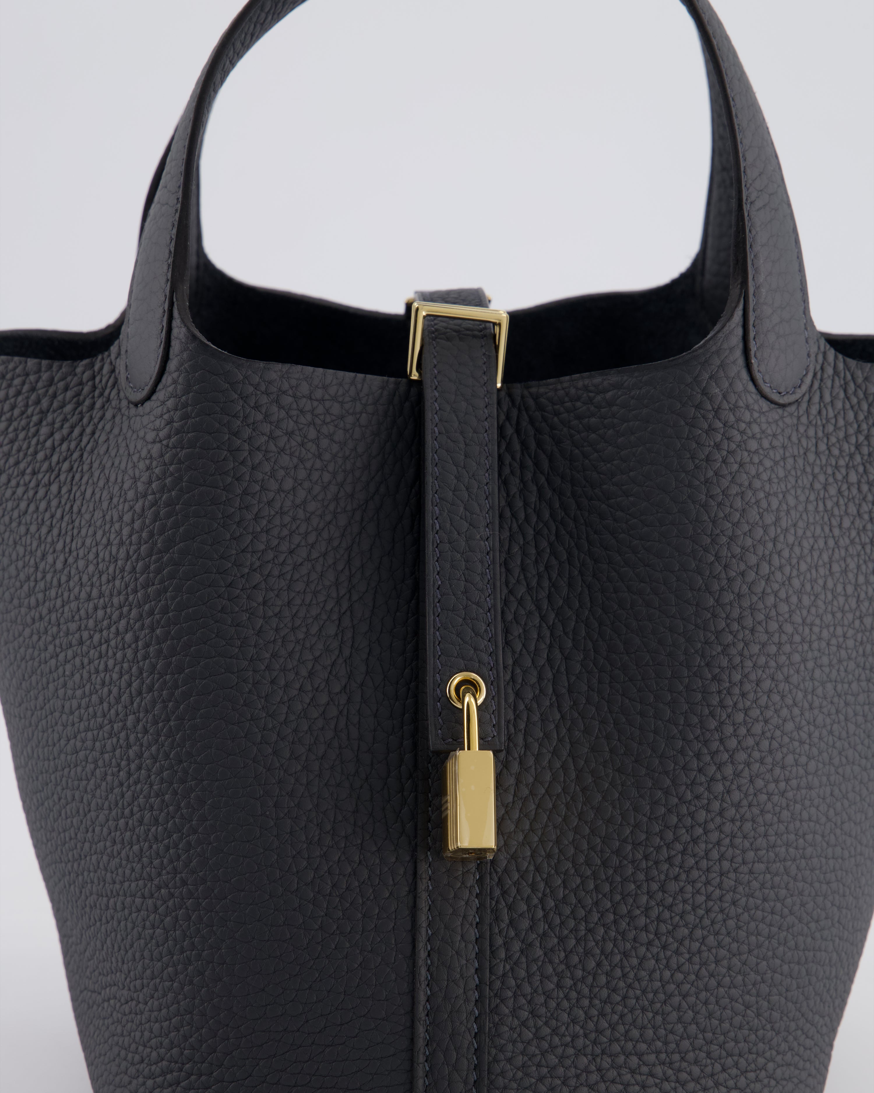 *HOT* Hermès Picotin Lock 18 Bag in Gris Misty Clemence Leather with Permabrass Hardware