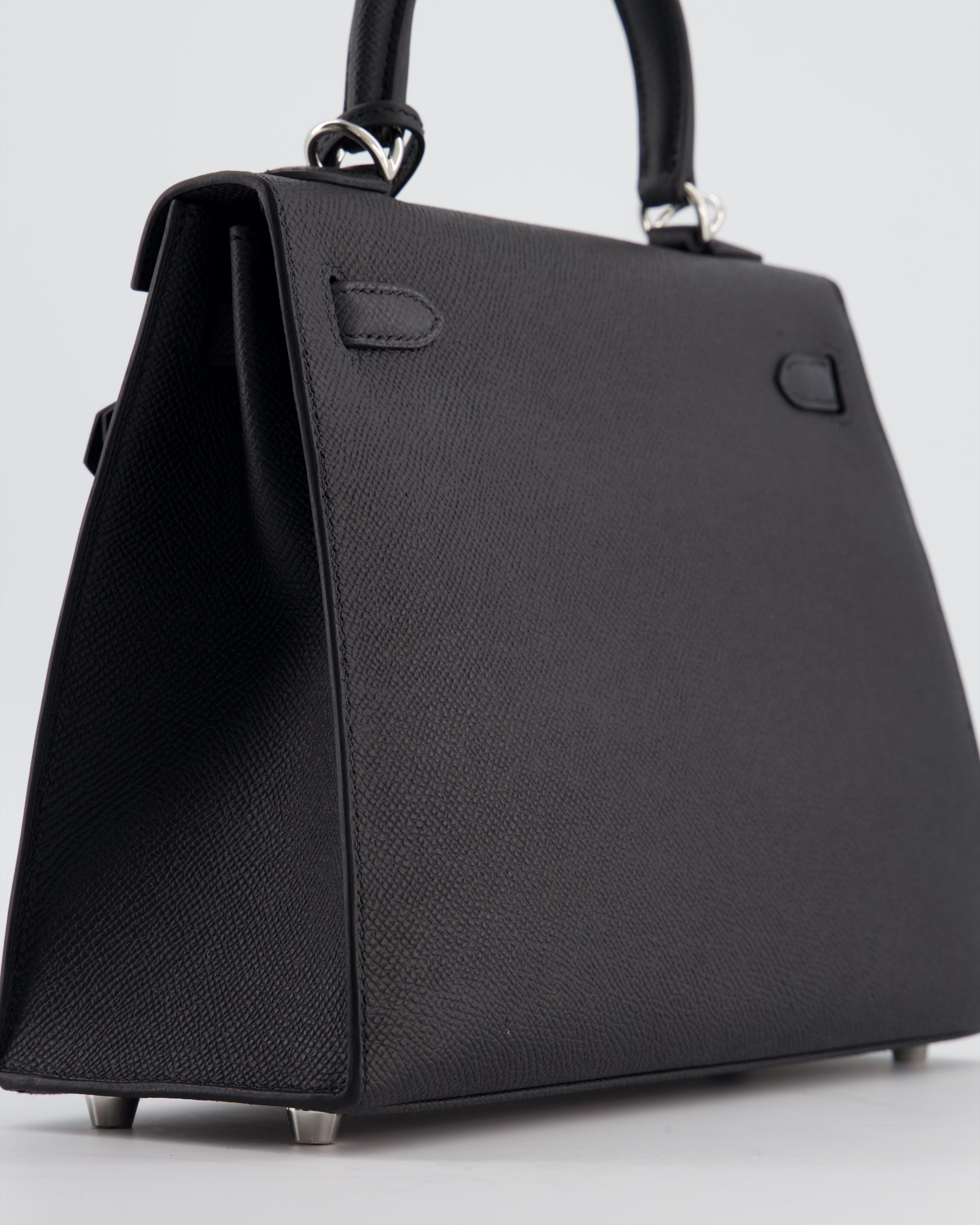*RARE* Hermès Kelly 25 Sellier Bag in Noir Epsom Leather with Palladium Hardware