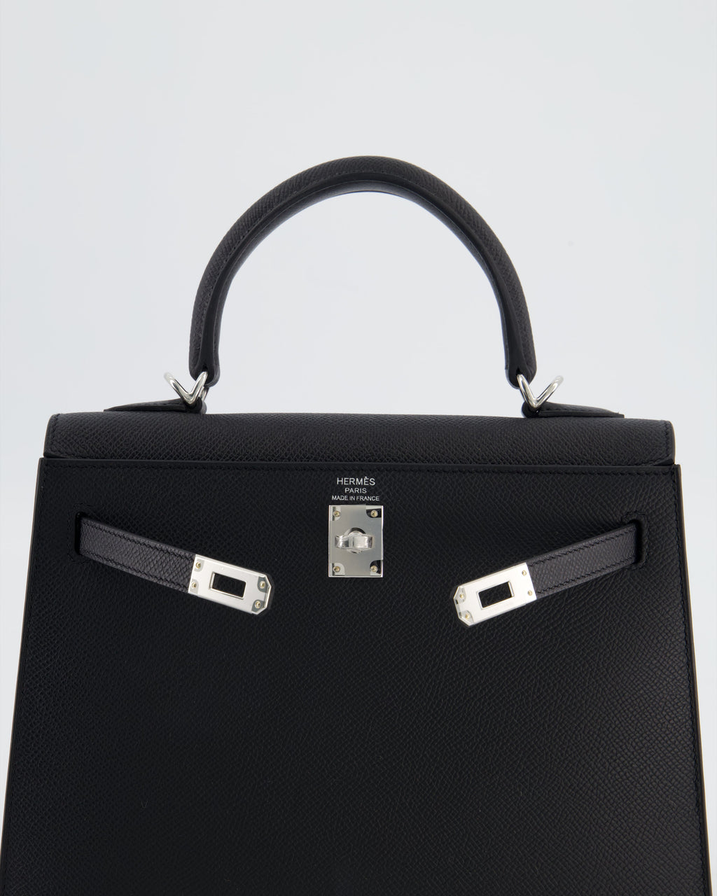 *RARE* Hermès Kelly 25 Sellier Bag in Noir Epsom Leather with Palladium Hardware