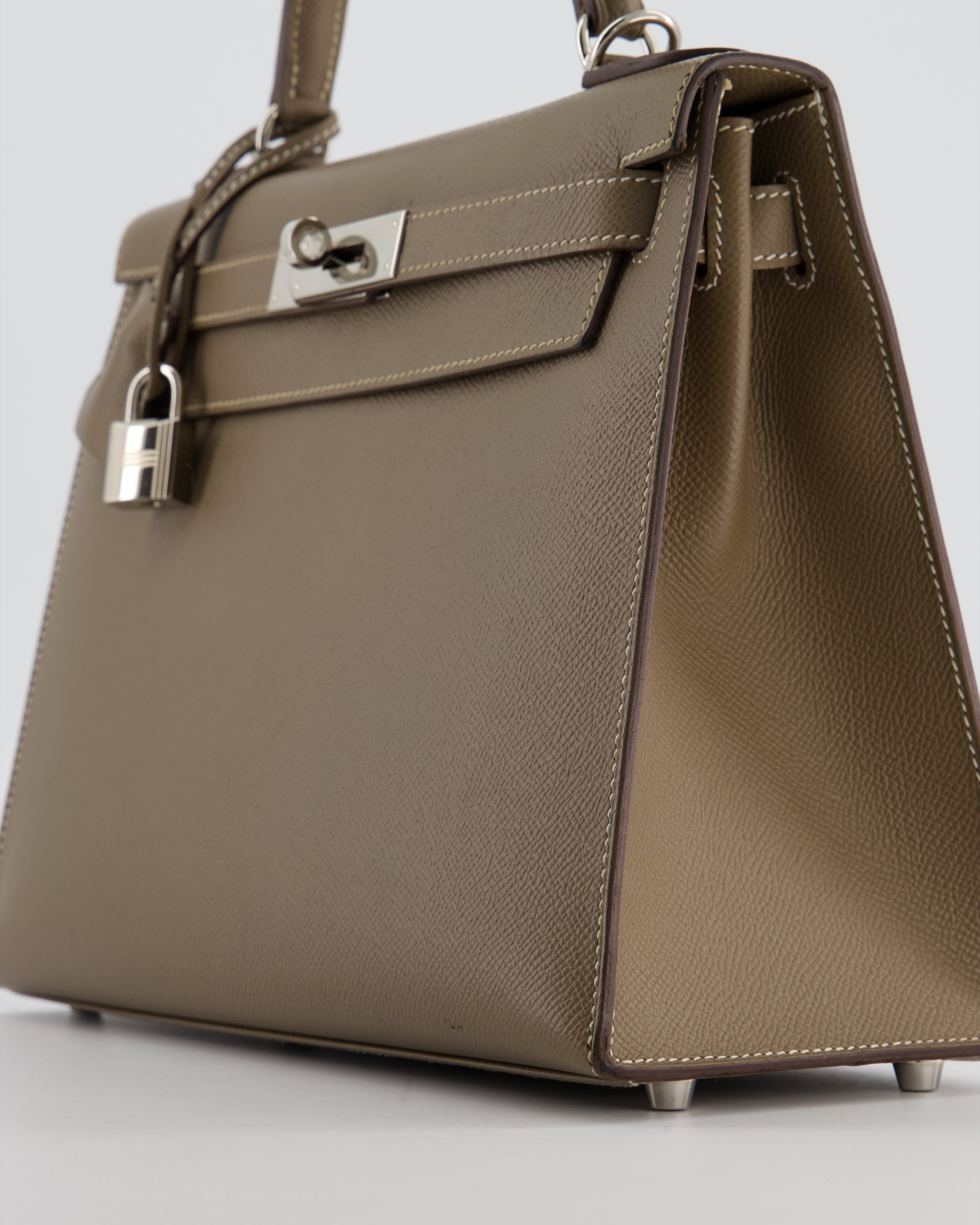 Hermès Kelly 28 Sellier Bag in Etoupe Epsom Leather with Palladium Hardware