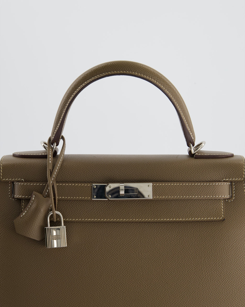 Hermès Kelly 28 Sellier Bag in Etoupe Epsom Leather with Palladium Hardware