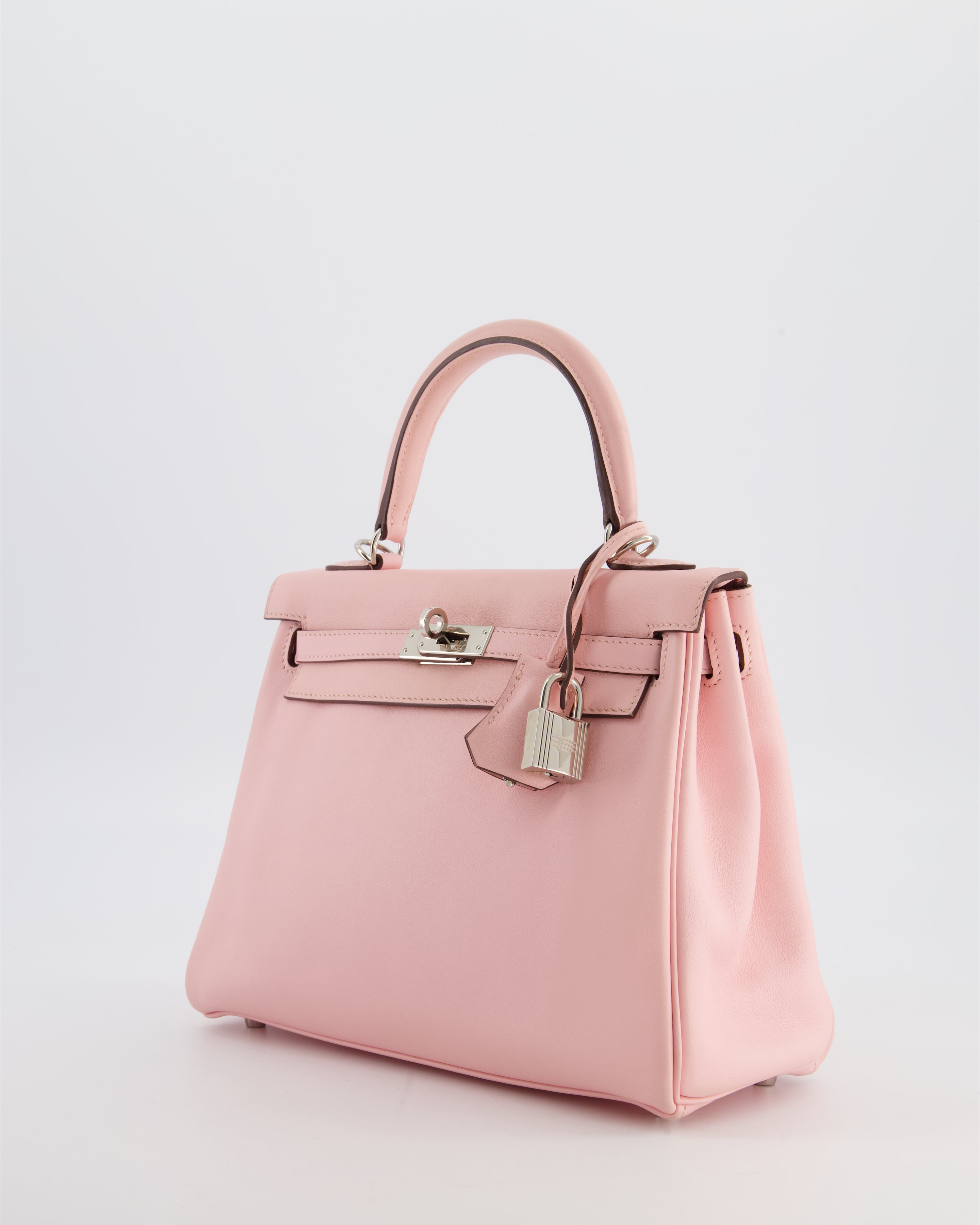 Hermès Kelly 25 Retourne Bag in Rose Sakura Swift Leather with Palladium Hardware
