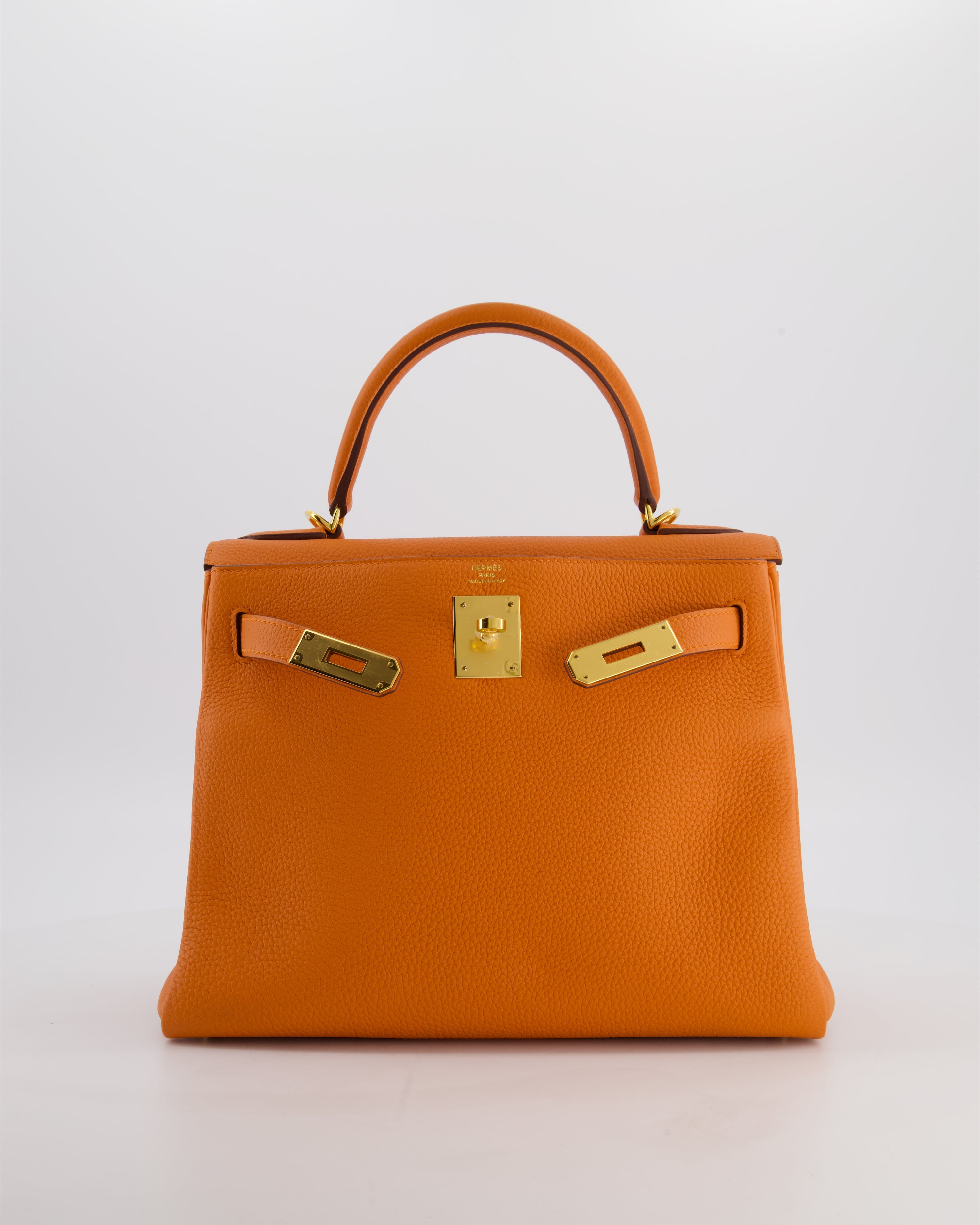 *FIRE PRICE* Hermès Kelly Bag 28 Retourne in Orange Togo Leather with Gold Hardware
