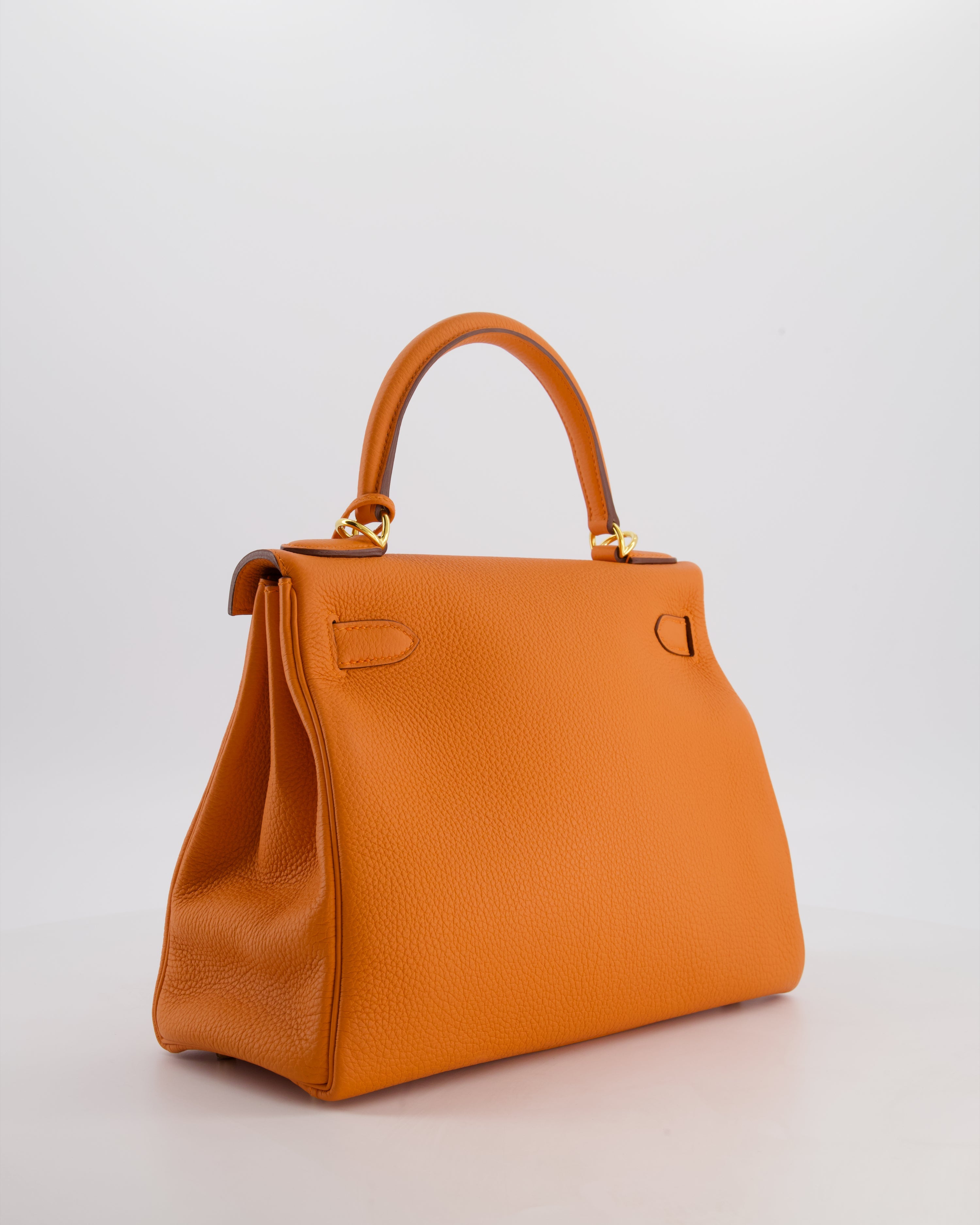 *FIRE PRICE* Hermès Kelly Bag 28 Retourne in Orange Togo Leather with Gold Hardware