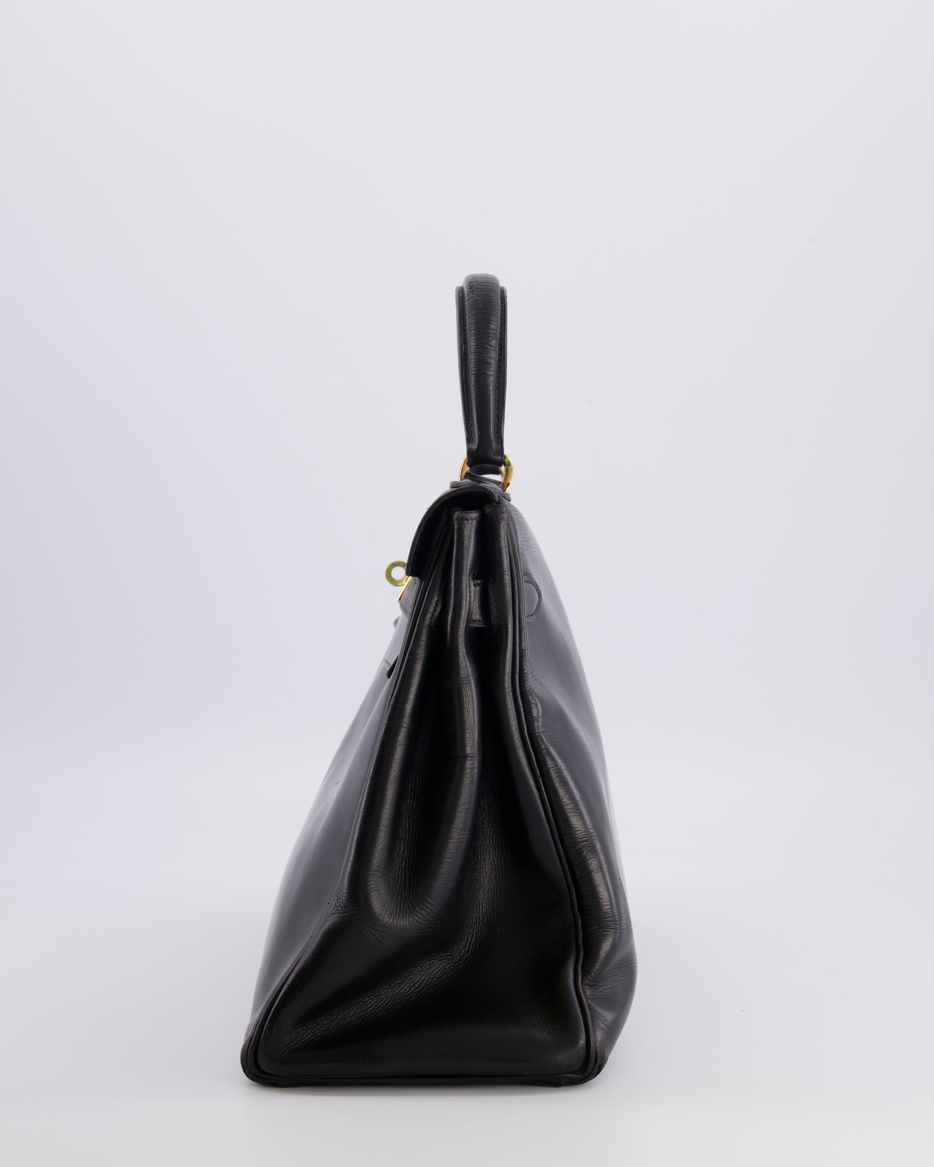 Hermès Vintage Kelly 32 Retourne Bag in Black Calfskin Box Leather with Gold Hardware