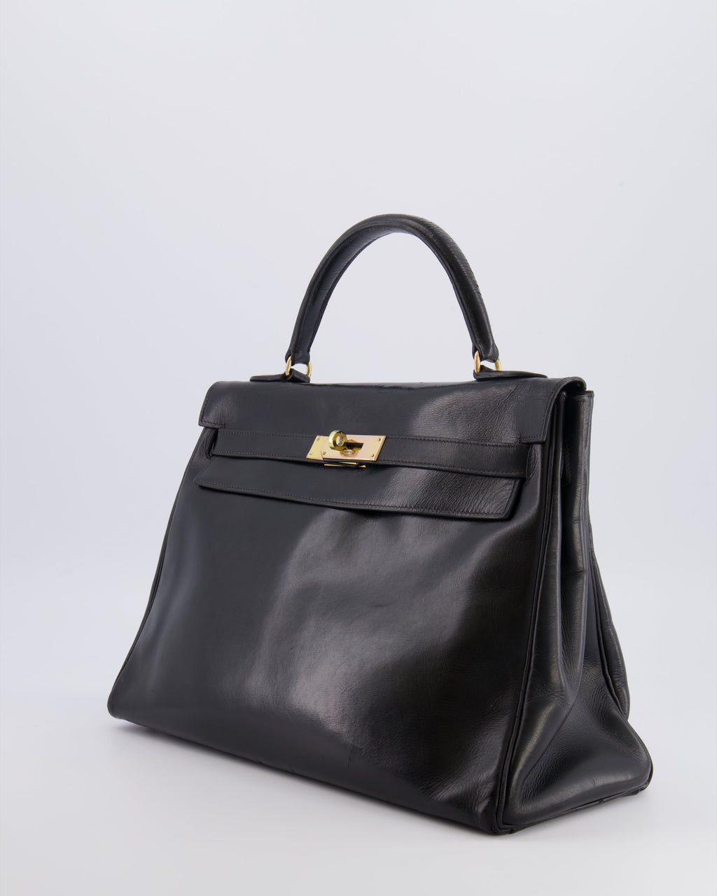 Hermès Vintage Kelly 32 Retourne Bag in Black Calfskin Box Leather with Gold Hardware