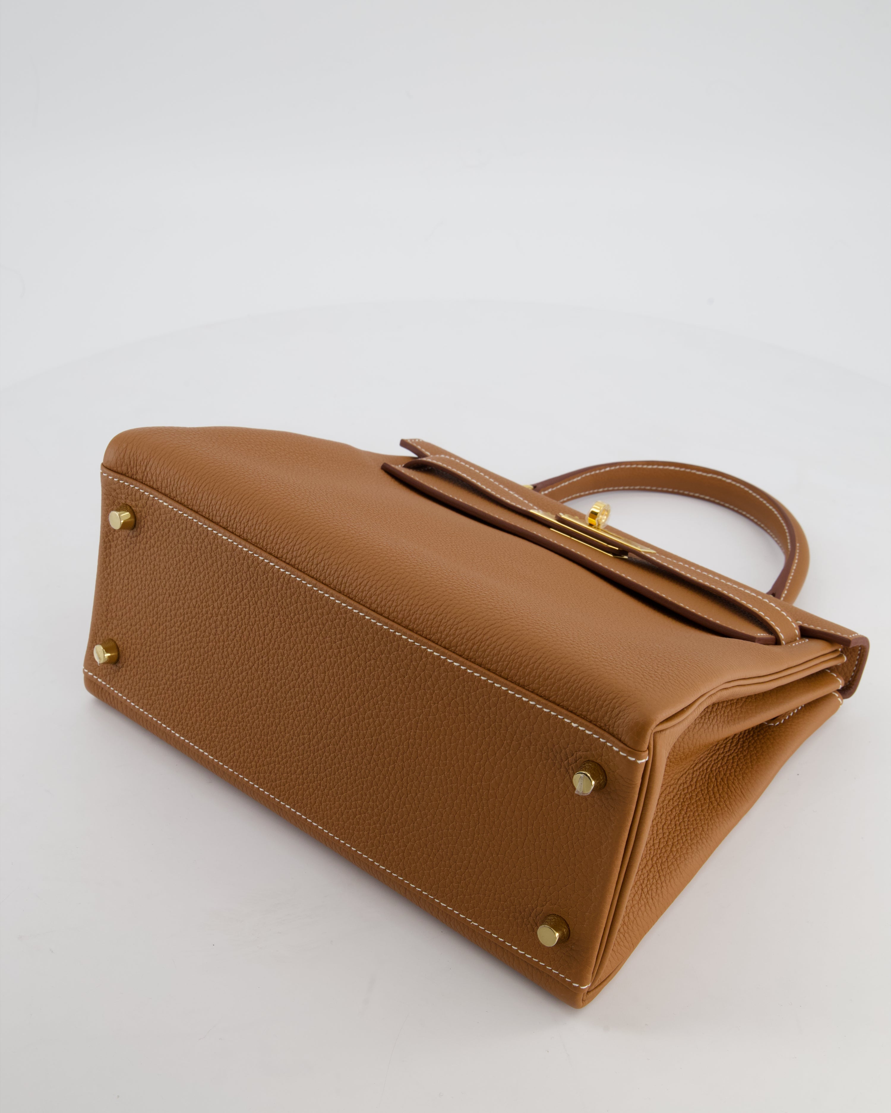 Hermès Kelly 28 Retourne Bag in Gold Togo Leather with Gold Hardware