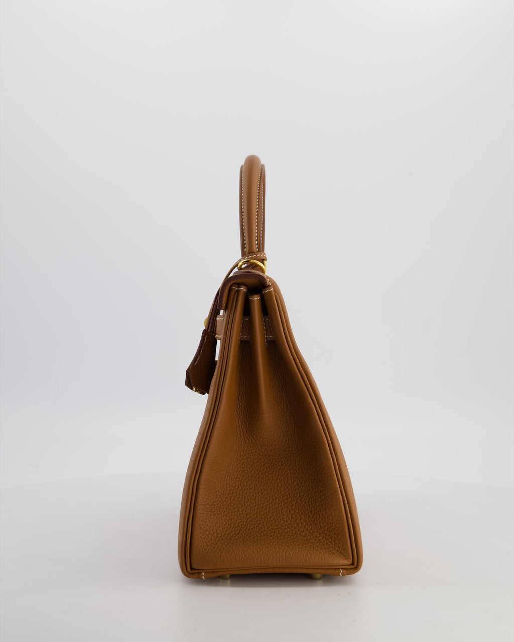 Hermès Kelly 28 Retourne Bag in Gold Togo Leather with Gold Hardware