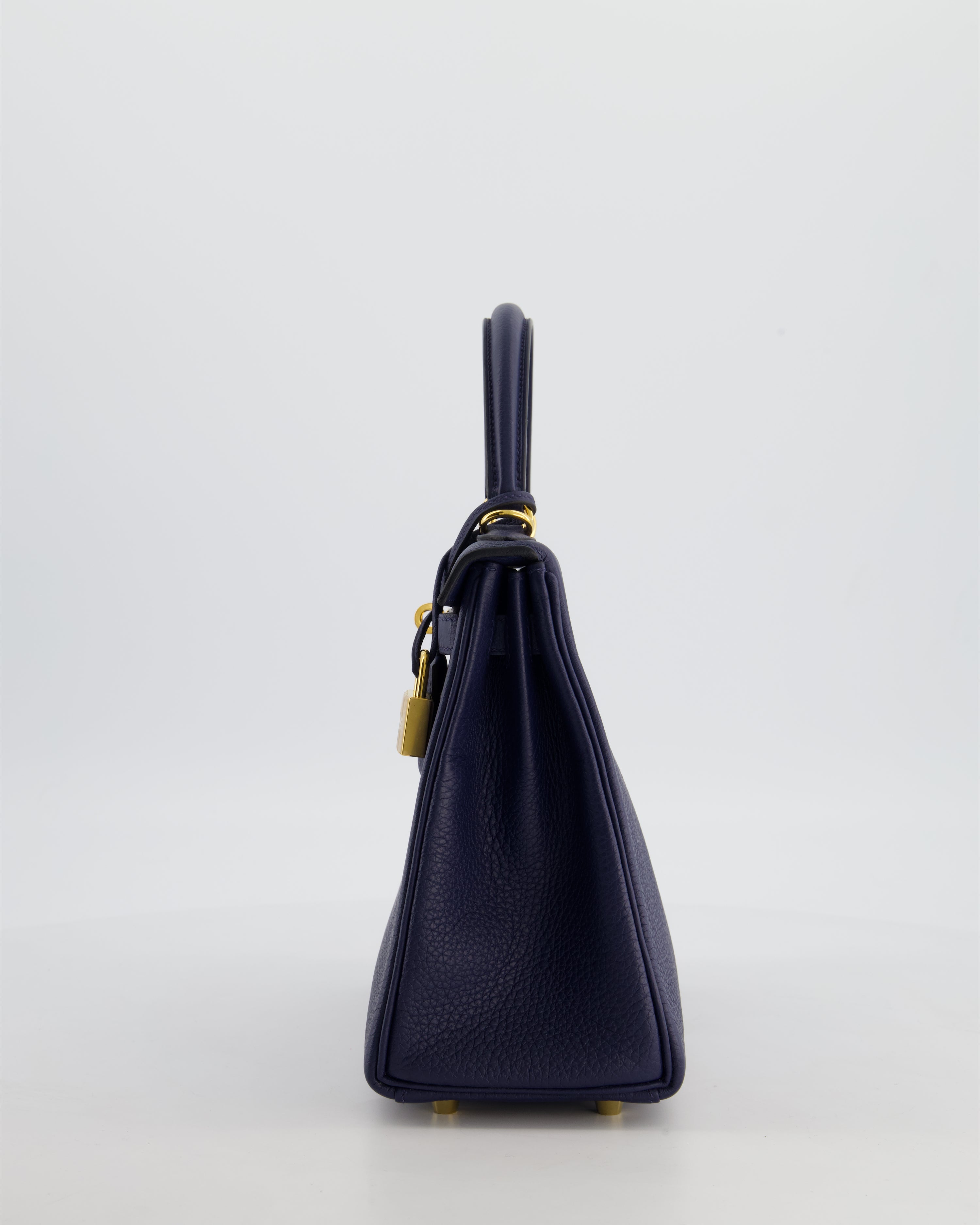 Hermès Kelly 25 Retourne Bag in Bleu Navy Togo Leather Bleu with Gold Hardware