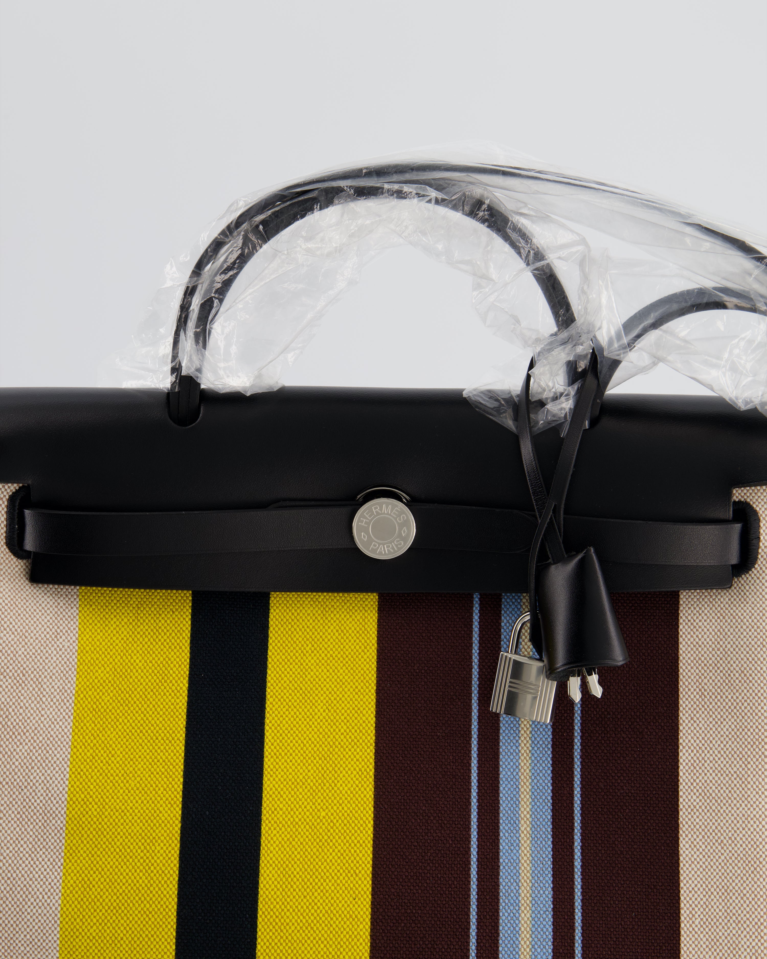 Hermès Herbag 31 Zip Bag in Ecru, Beige, Jaune & Bordeaux Toile H Rayures Equipage Canvas, Noir Vache Hunter Leather with Palladium Hardware