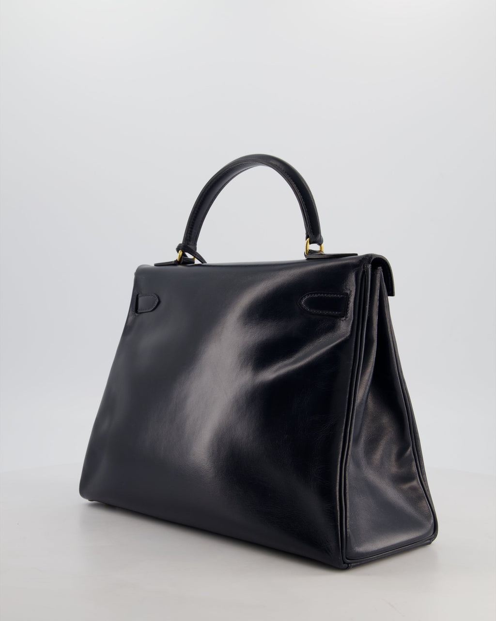 *RARE* Hermès Vintage Kelly 32 Retourne Bag in Bleu Navy Box Calf Leather with Gold Hardware