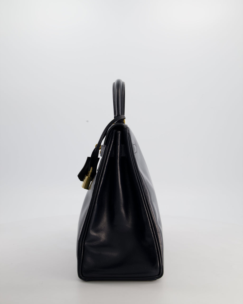 *RARE* Hermès Vintage Kelly 32 Retourne Bag in Bleu Navy Box Calf Leather with Gold Hardware