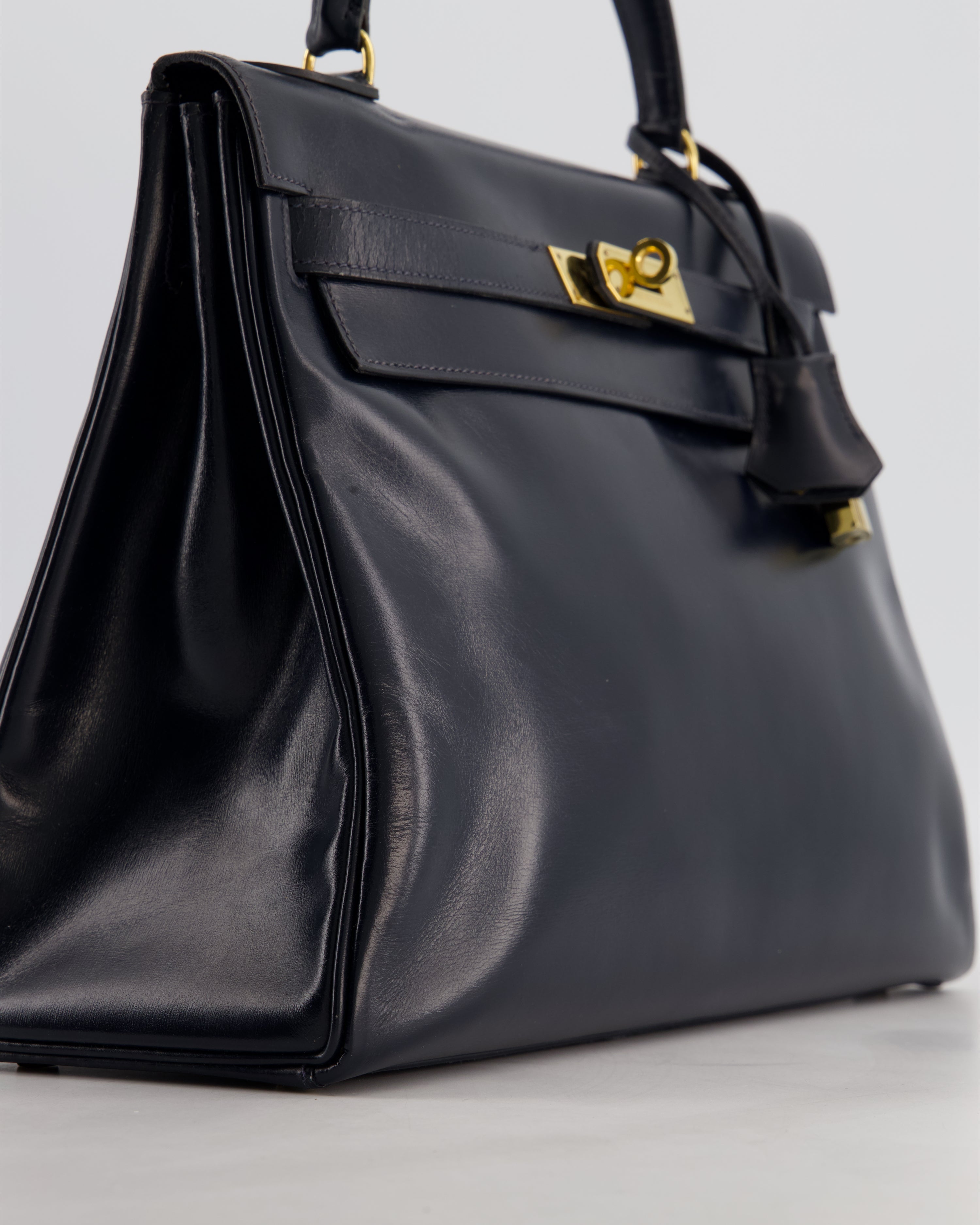 *RARE* Hermès Vintage Kelly 32 Retourne Bag in Bleu Navy Box Calf Leather with Gold Hardware