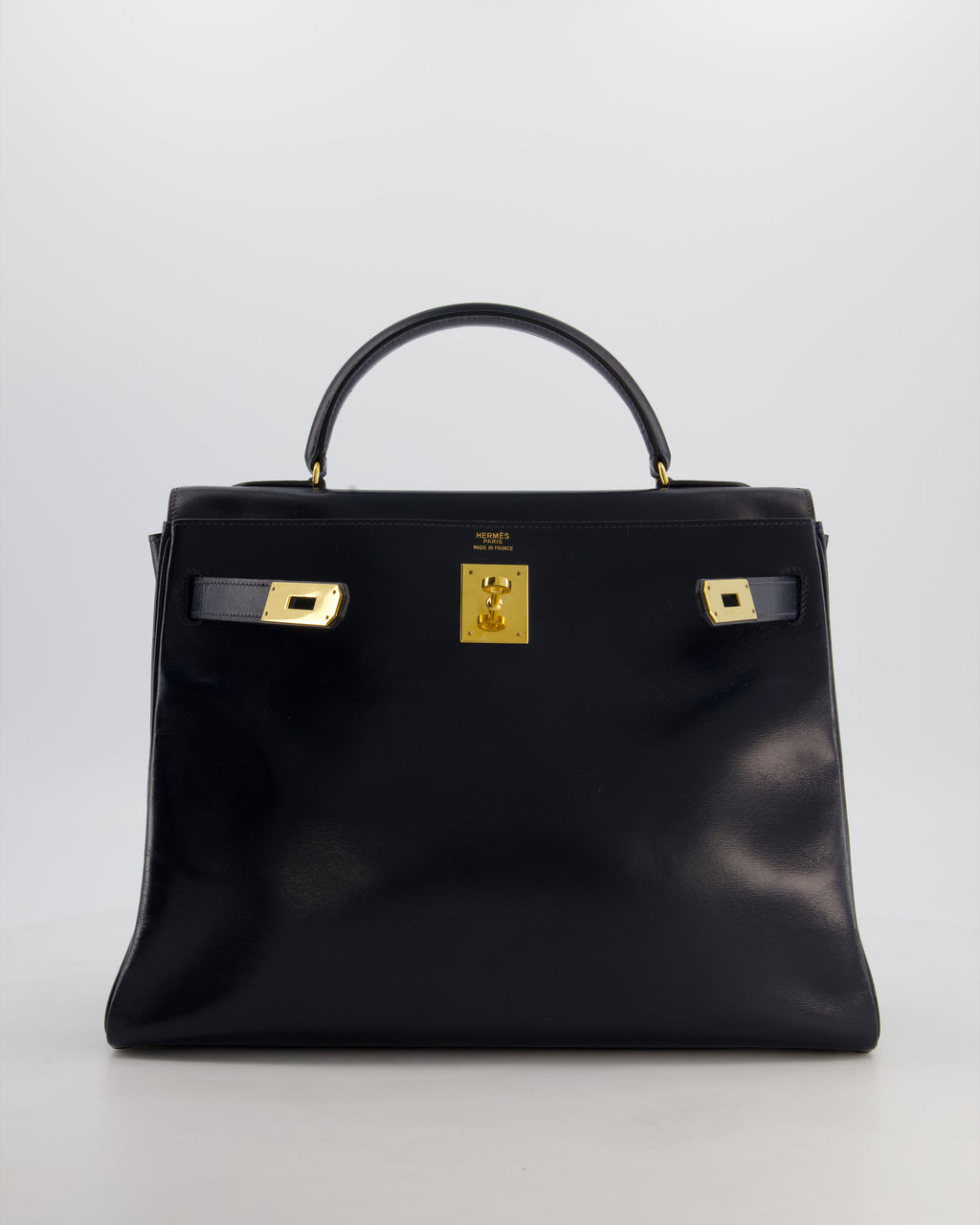 *RARE* Hermès Vintage Kelly 32 Retourne Bag in Bleu Navy Box Calf Leather with Gold Hardware