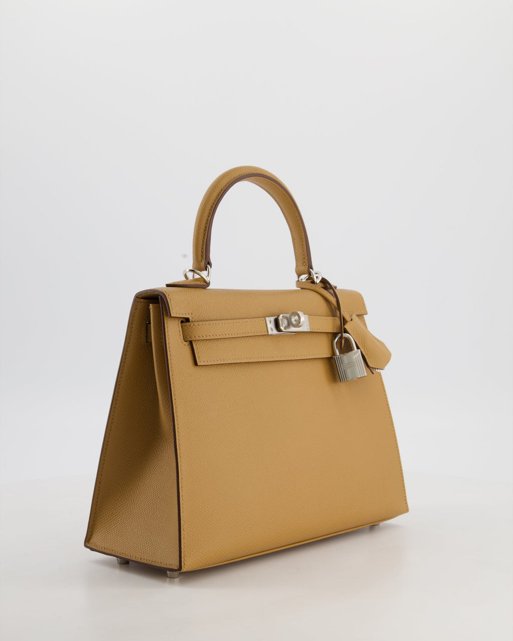 Hermès Kelly 25 Sellier Bag in Biscuit Epsom Leather with Palladium Hardware