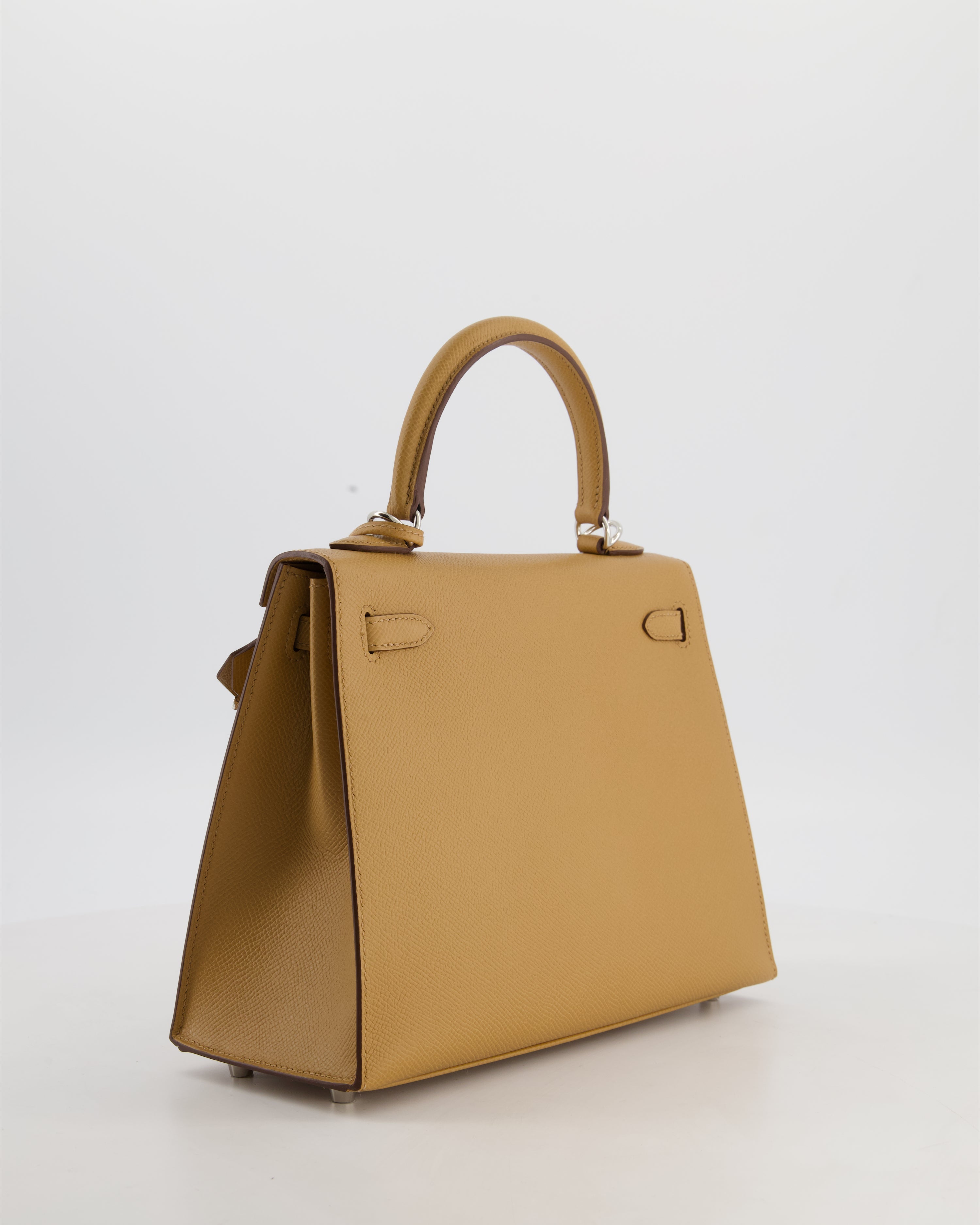 Hermès Kelly 25 Sellier Bag in Biscuit Epsom Leather with Palladium Hardware