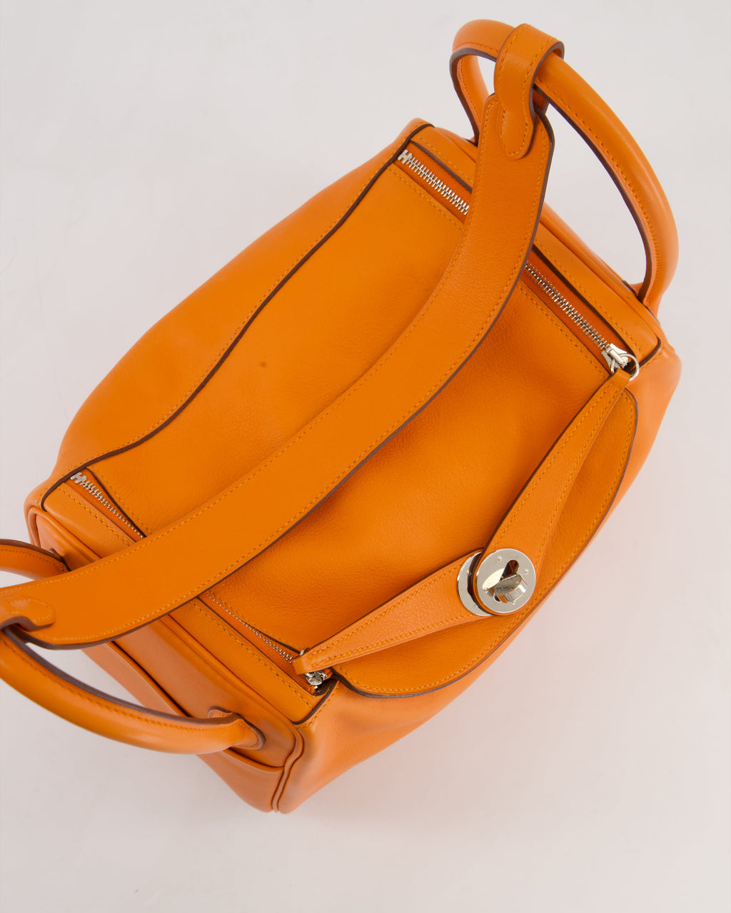 Hermès Lindy 26 Bag in Orange H Swift Leather with Palladium Hardware