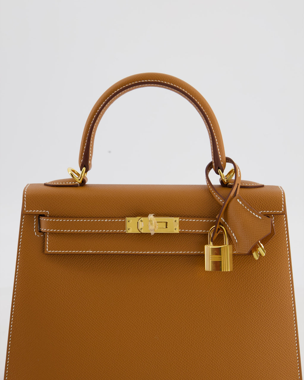 Hermès Kelly 25 Sellier Bag in Gold Epsom Leather with Gold Hardware