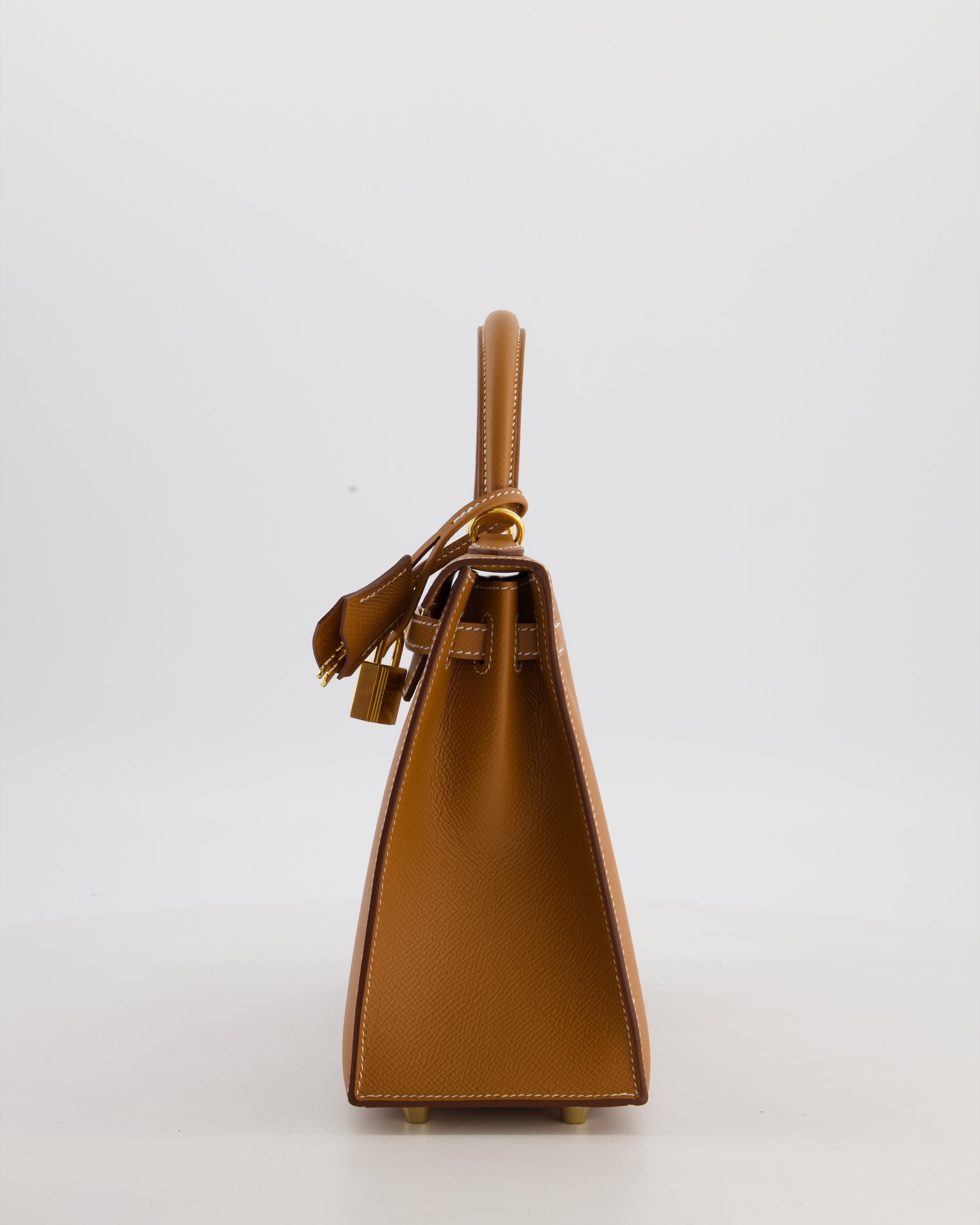 Hermès Kelly 25 Sellier Bag in Gold Epsom Leather with Gold Hardware