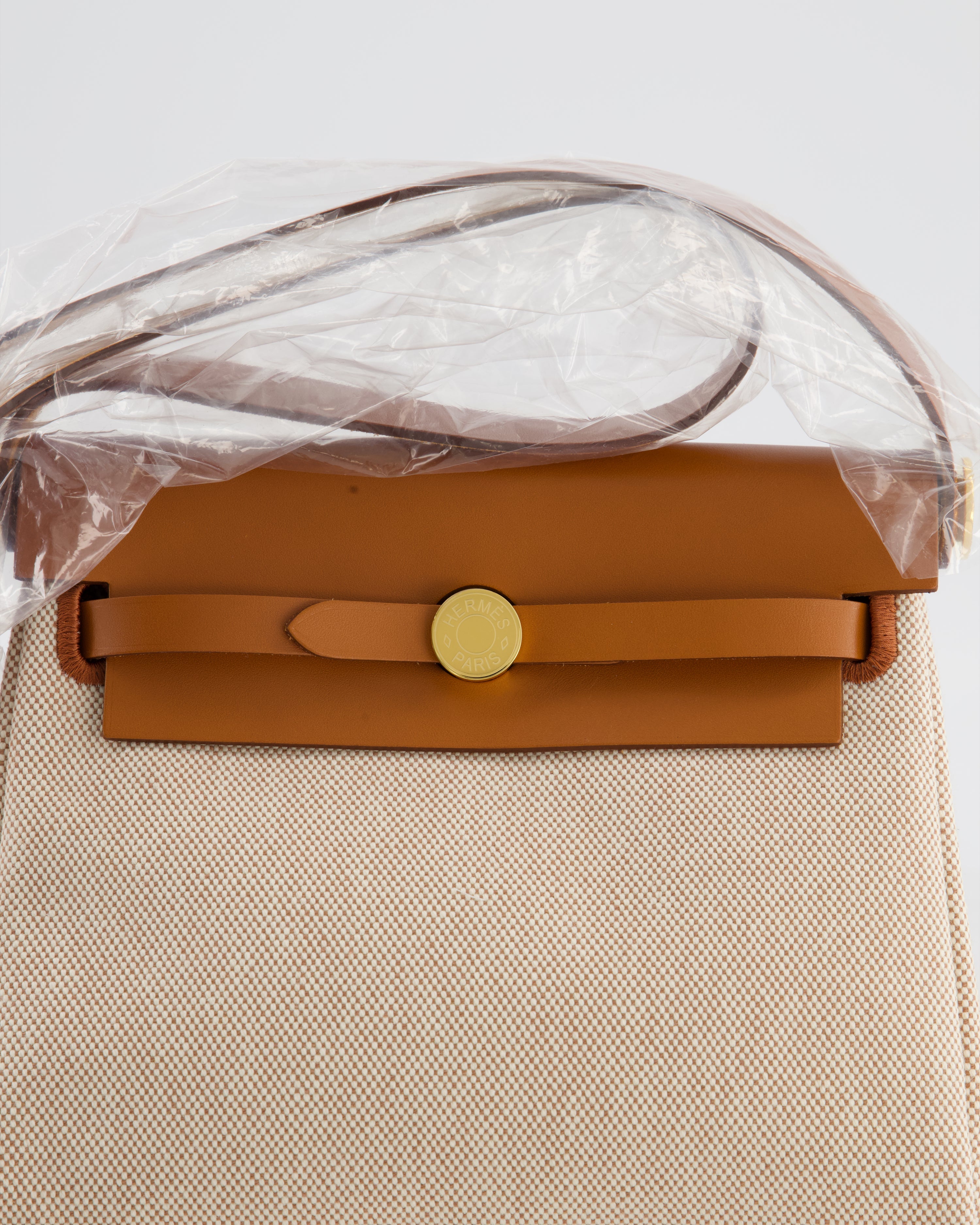 *HOT* Hermès Herbag Zip 20 Bag in Fauve Vache Hunter Leather & Ecru/Beige Viking Canvas with Gold Hardware