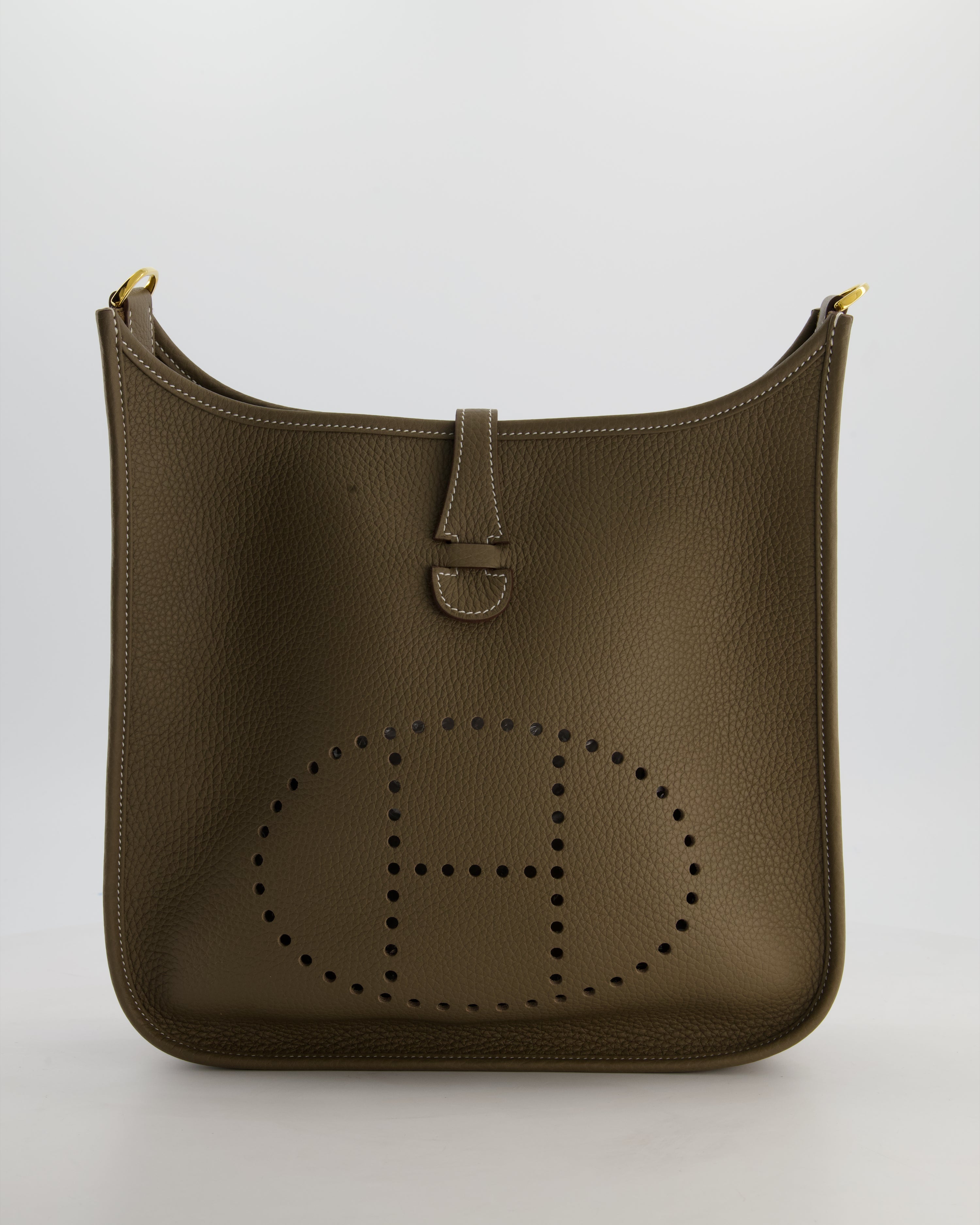Hermès Evelyne III 29 Bag in Etoupe Taurillon Clemence Leather with Gold Hardware