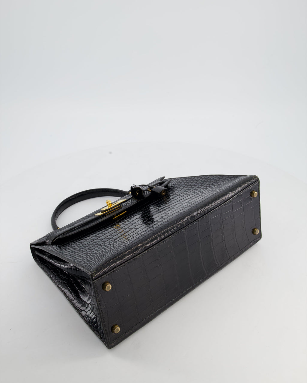 *HOT* Hermès Vintage Kelly 32 Sellier Bag in Noir Porosus Crocodile Leather with Gold Hardware