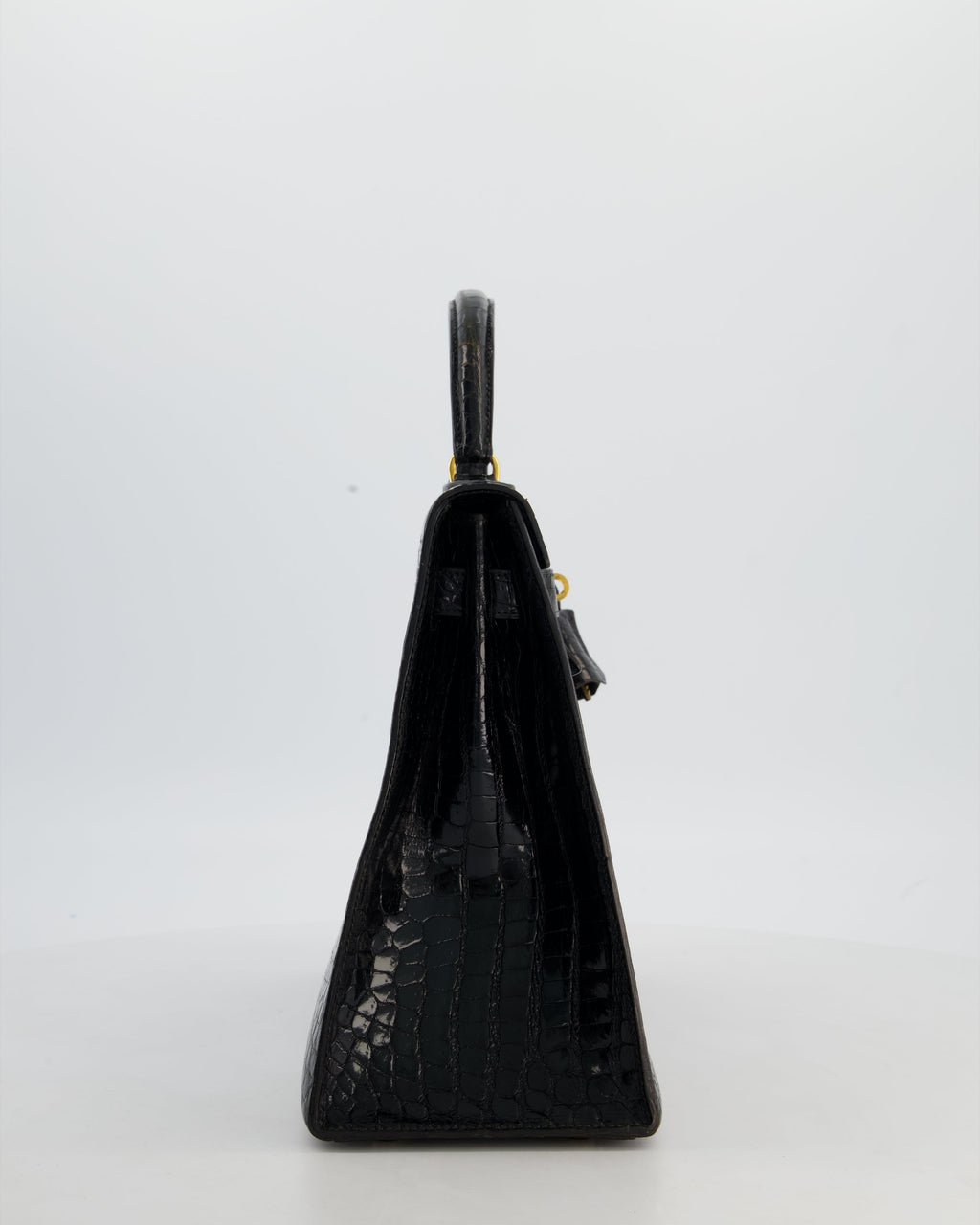 *HOT* Hermès Vintage Kelly 32 Sellier Bag in Noir Porosus Crocodile Leather with Gold Hardware