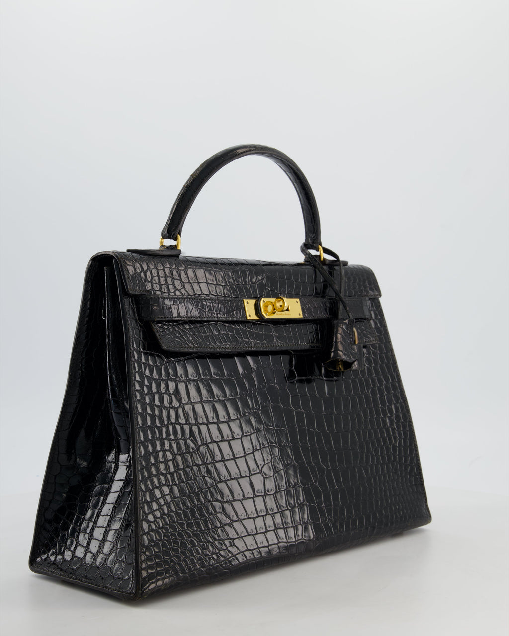 *HOT* Hermès Vintage Kelly 32 Sellier Bag in Noir Porosus Crocodile Leather with Gold Hardware